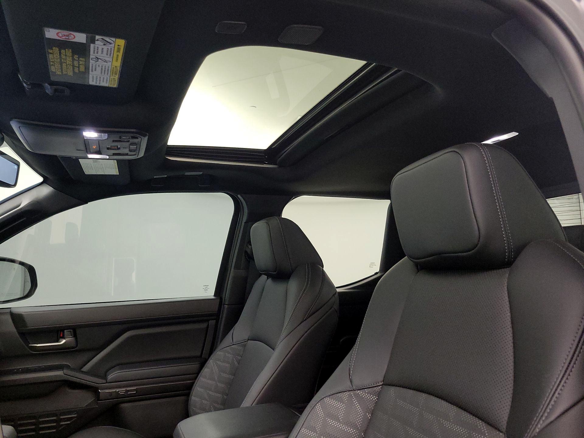 Thumbnail: 2024 Toyota Tacoma - 19