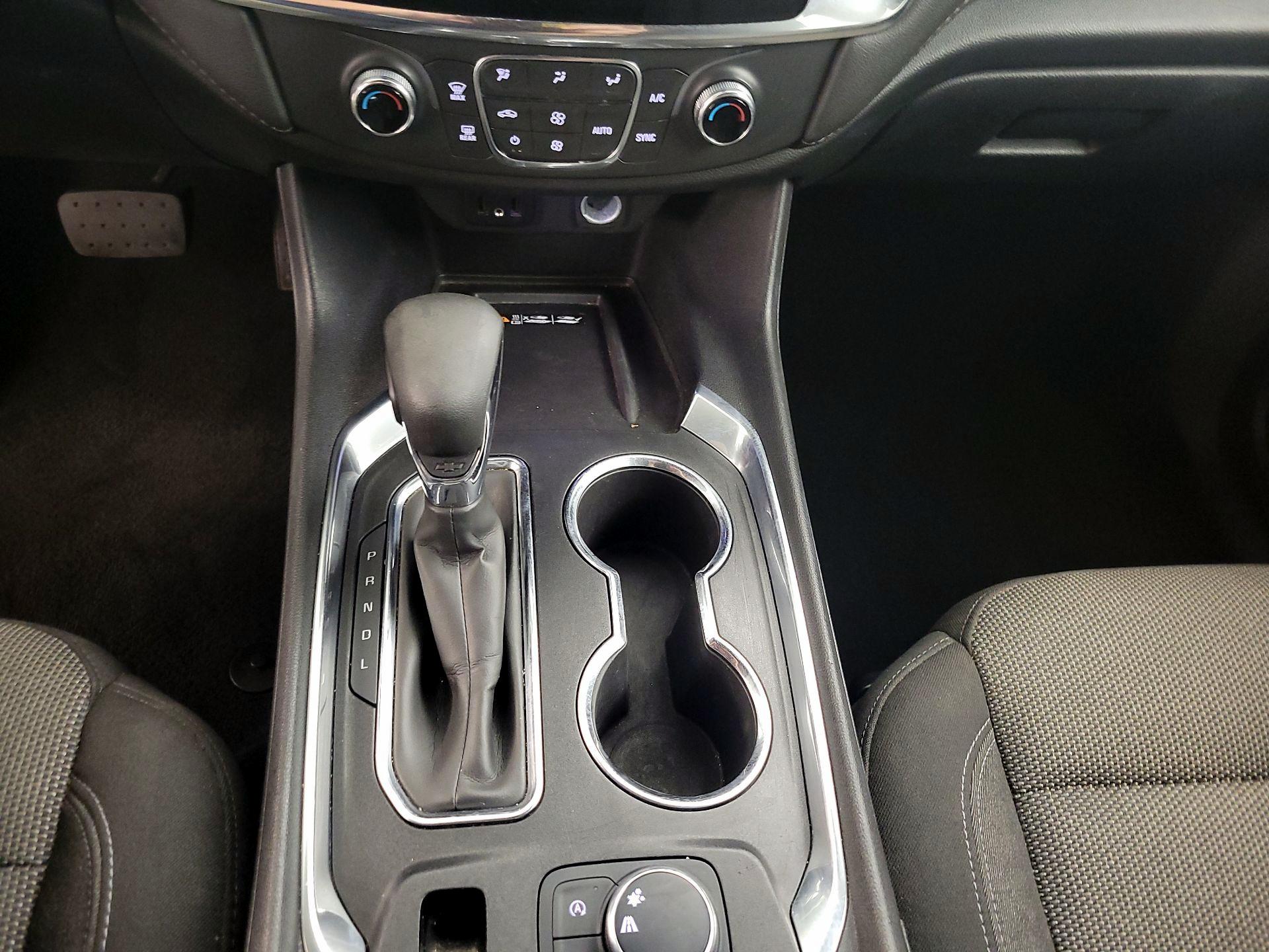 Thumbnail: 2023 Chevrolet Traverse - 17