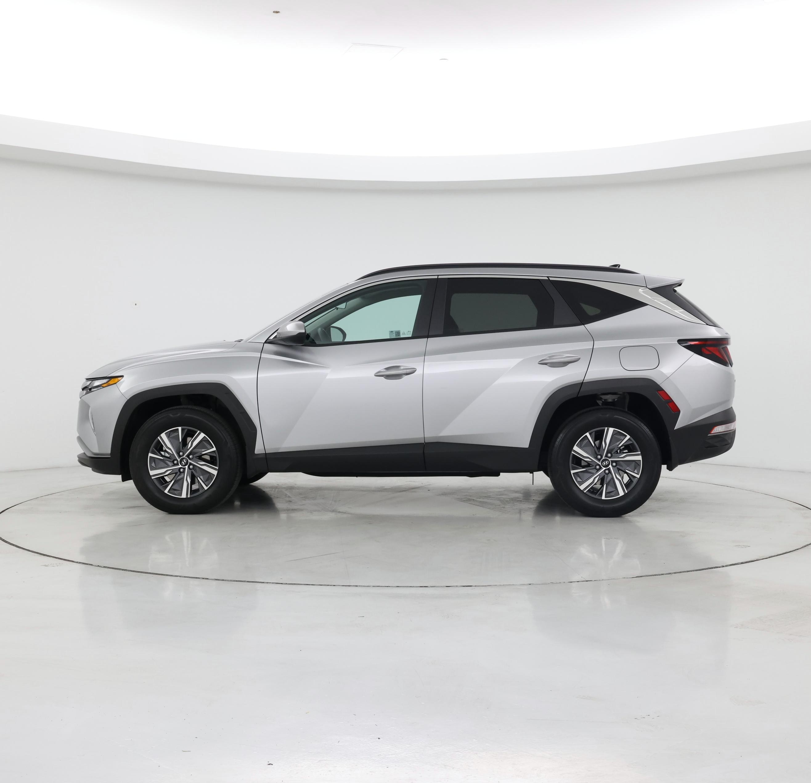 Thumbnail: 2024 Hyundai Tucson - 3