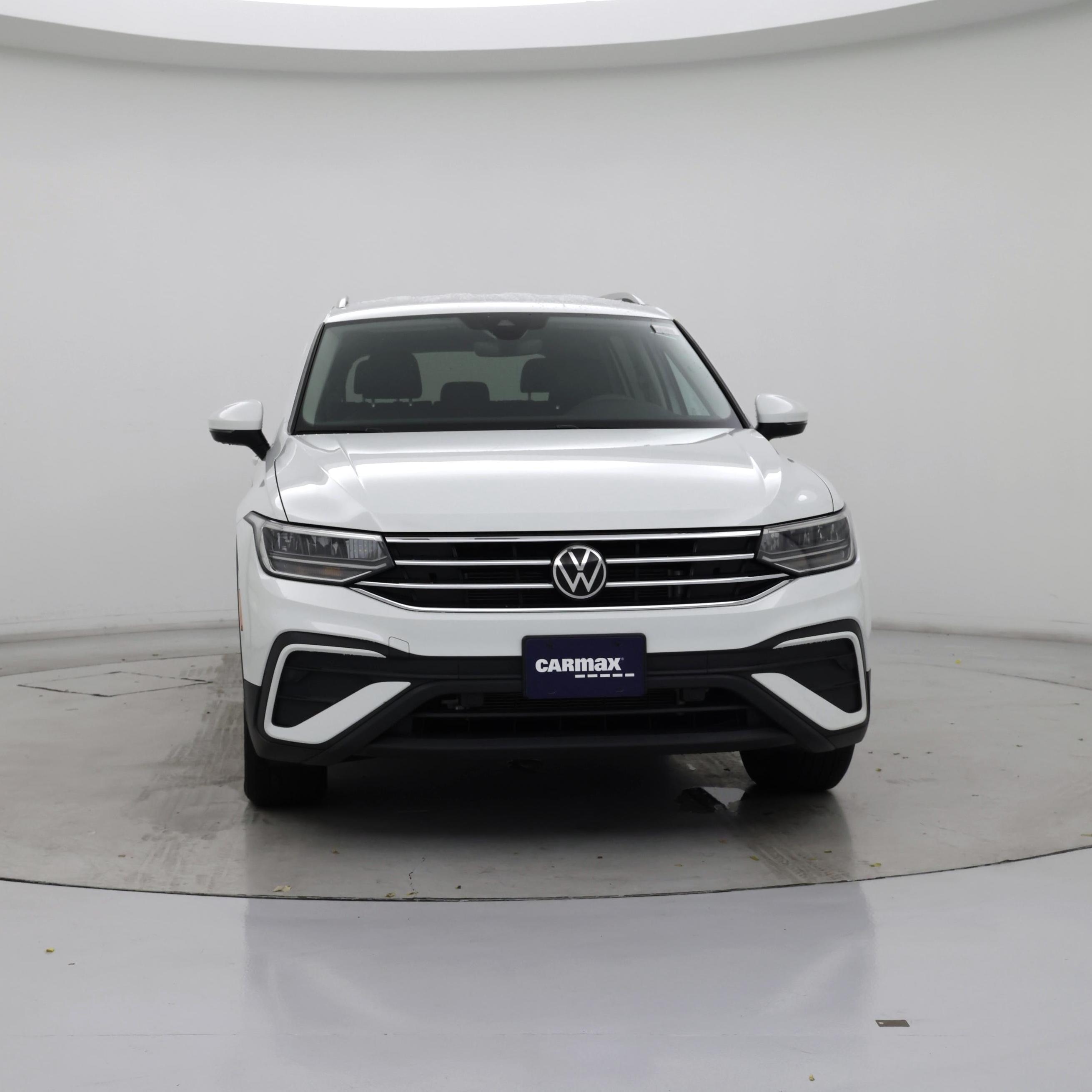 Thumbnail: 2022 Volkswagen Tiguan - 5