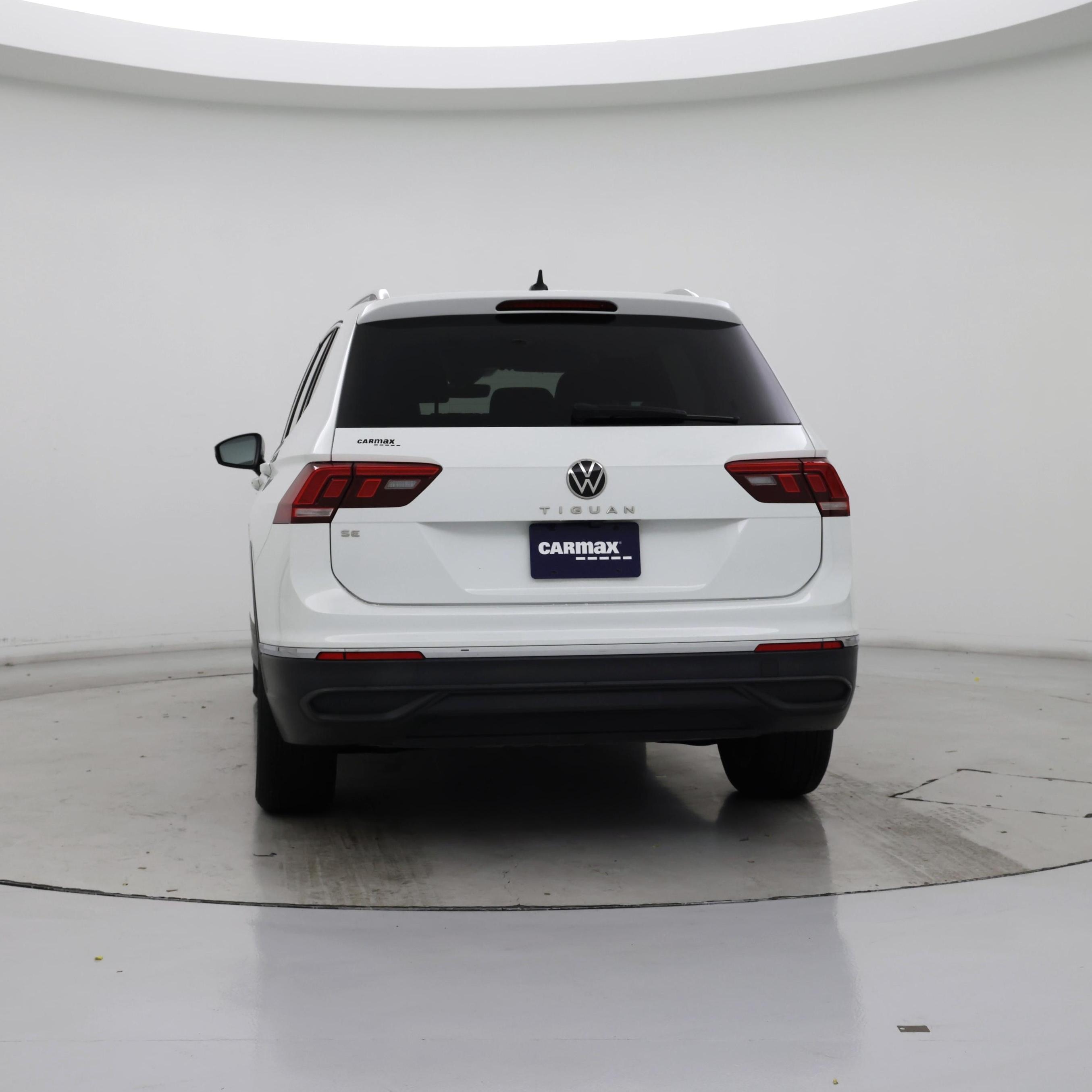 Thumbnail: 2022 Volkswagen Tiguan - 6