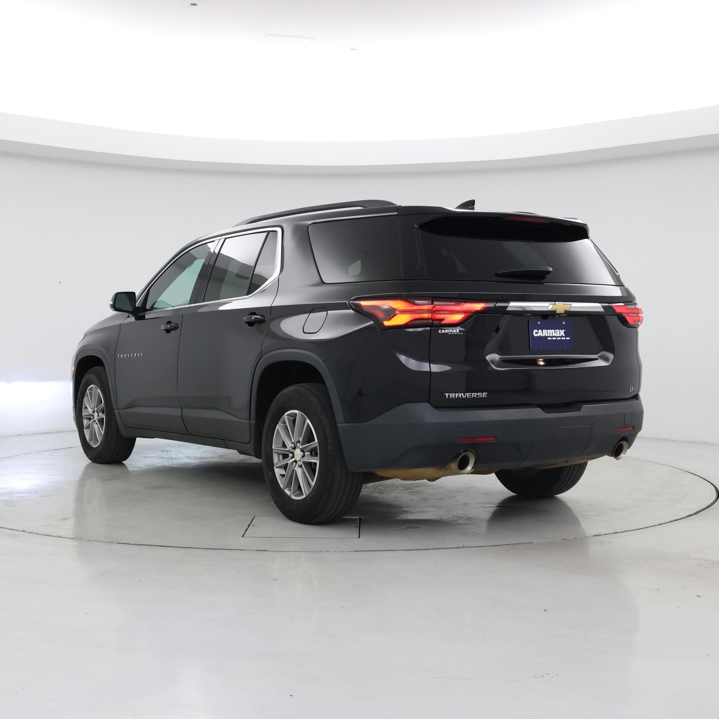 Thumbnail: 2023 Chevrolet Traverse - 2