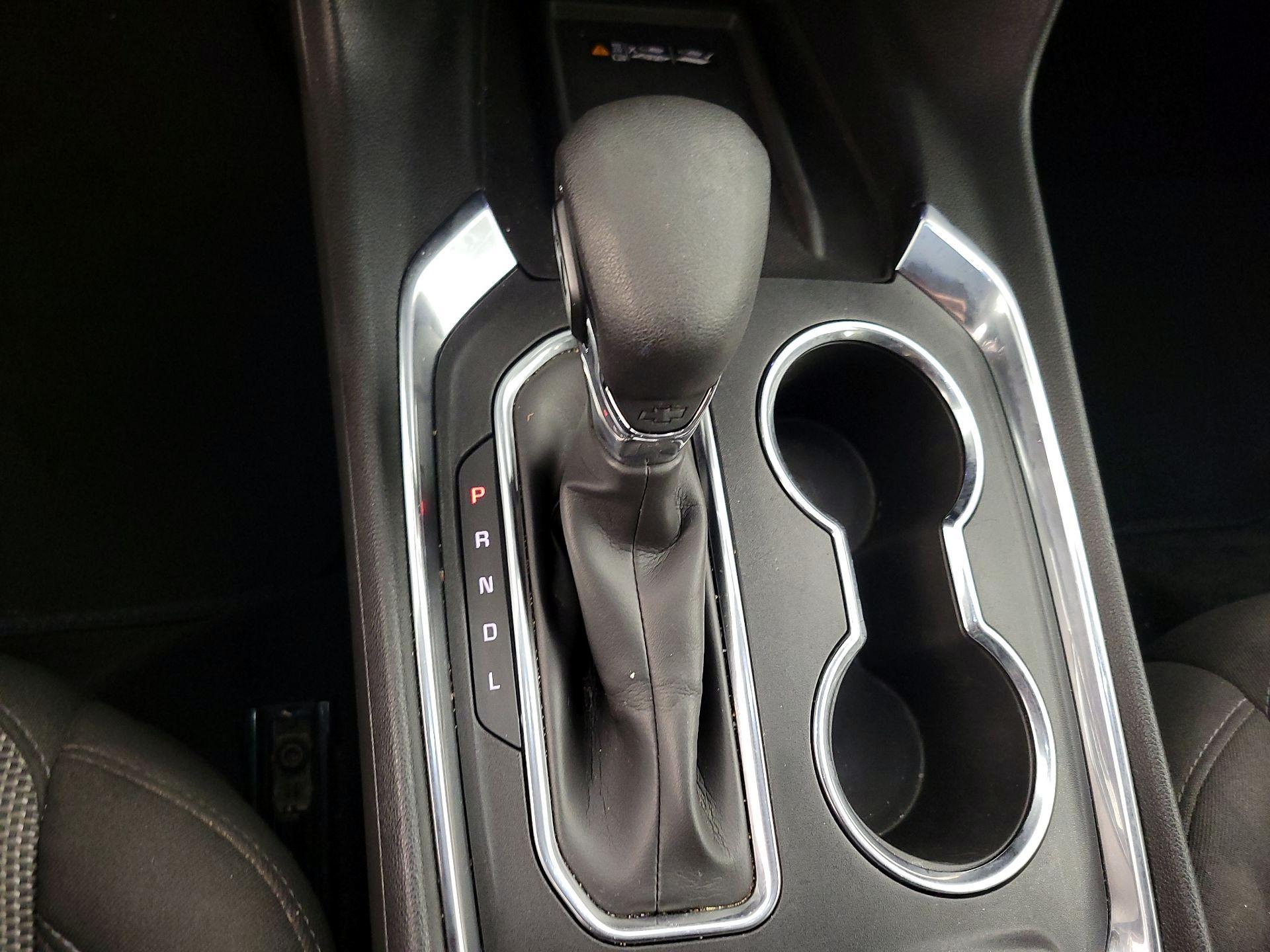 Thumbnail: 2023 Chevrolet Traverse - 17