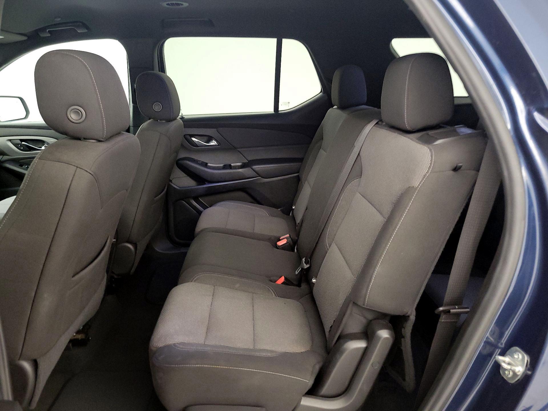 Thumbnail: 2023 Chevrolet Traverse - 19