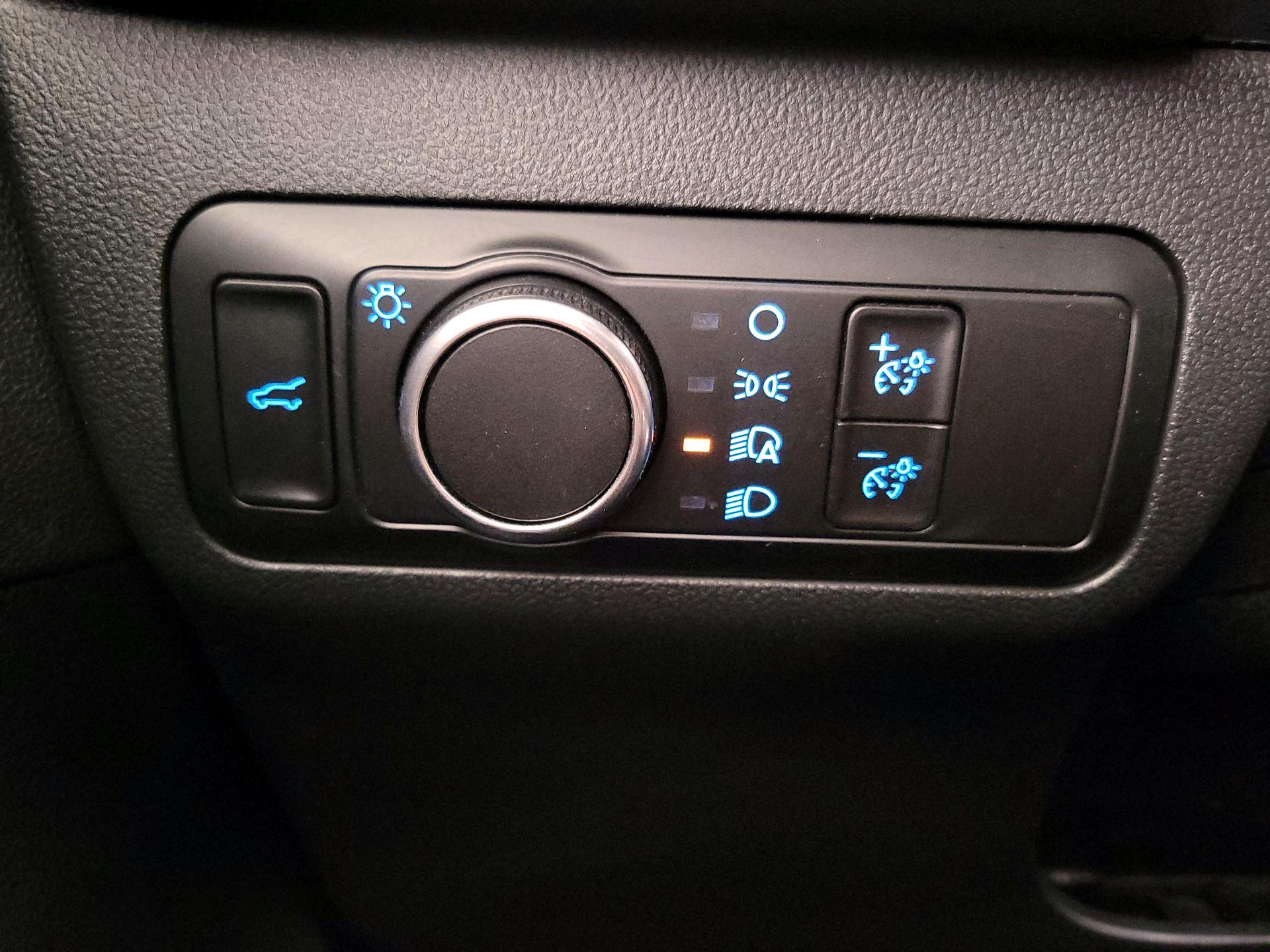 Thumbnail: 2023 Ford Escape - 13