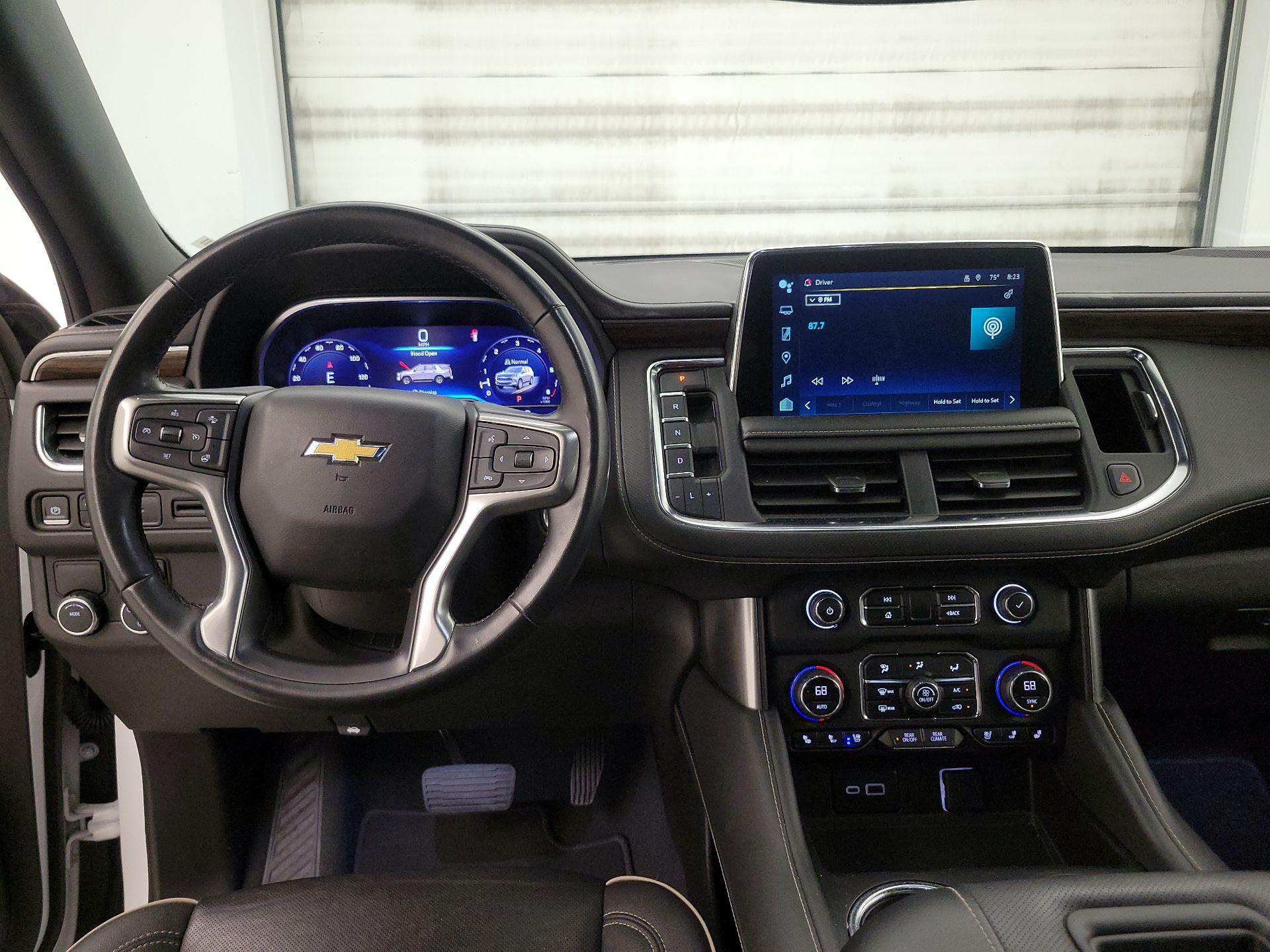 Thumbnail: 2023 Chevrolet Suburban - 9