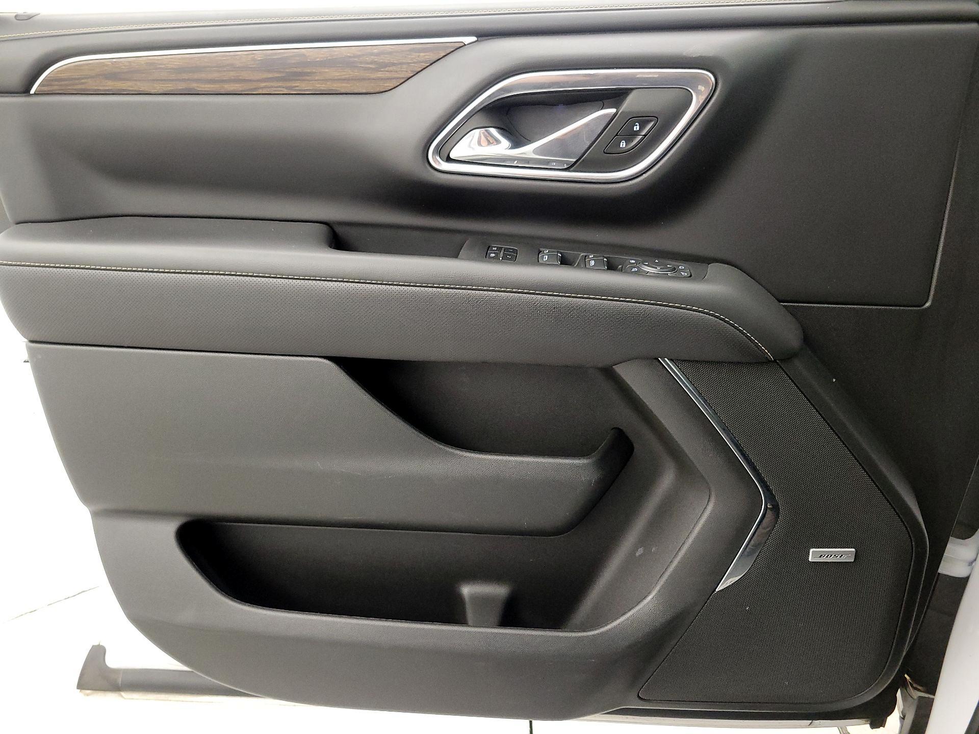 Thumbnail: 2023 Chevrolet Suburban - 12