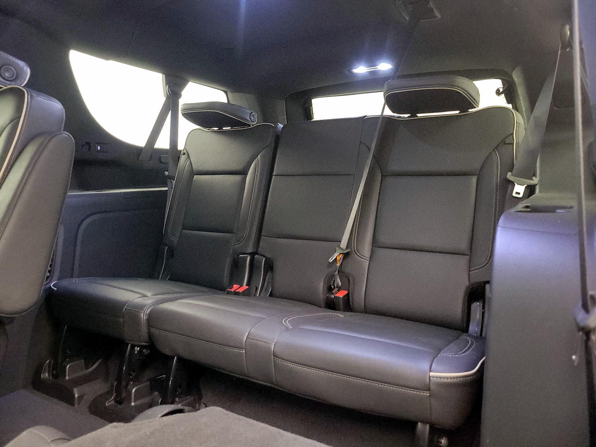 Thumbnail: 2023 Chevrolet Suburban - 20