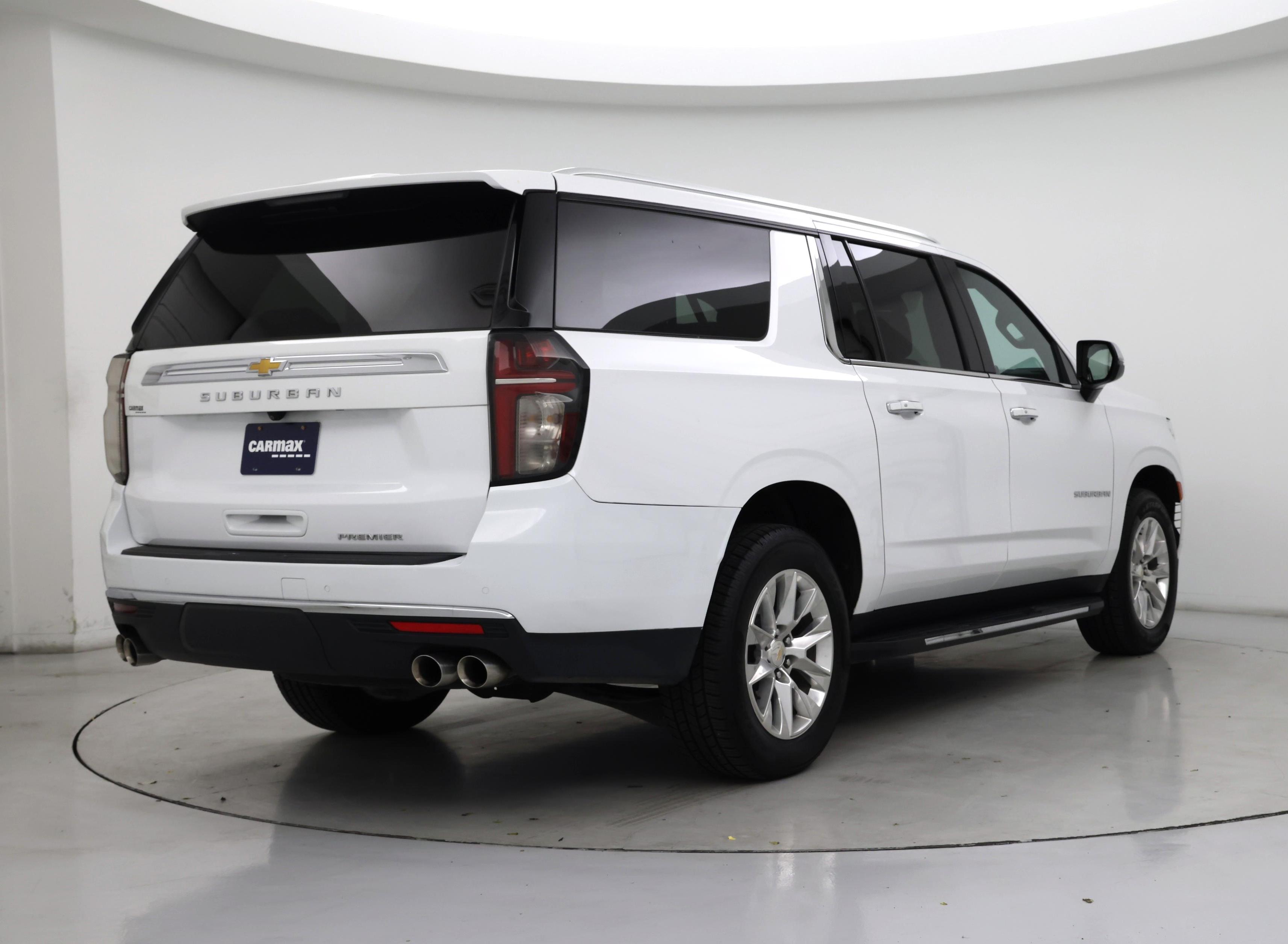 Thumbnail: 2023 Chevrolet Suburban - 8