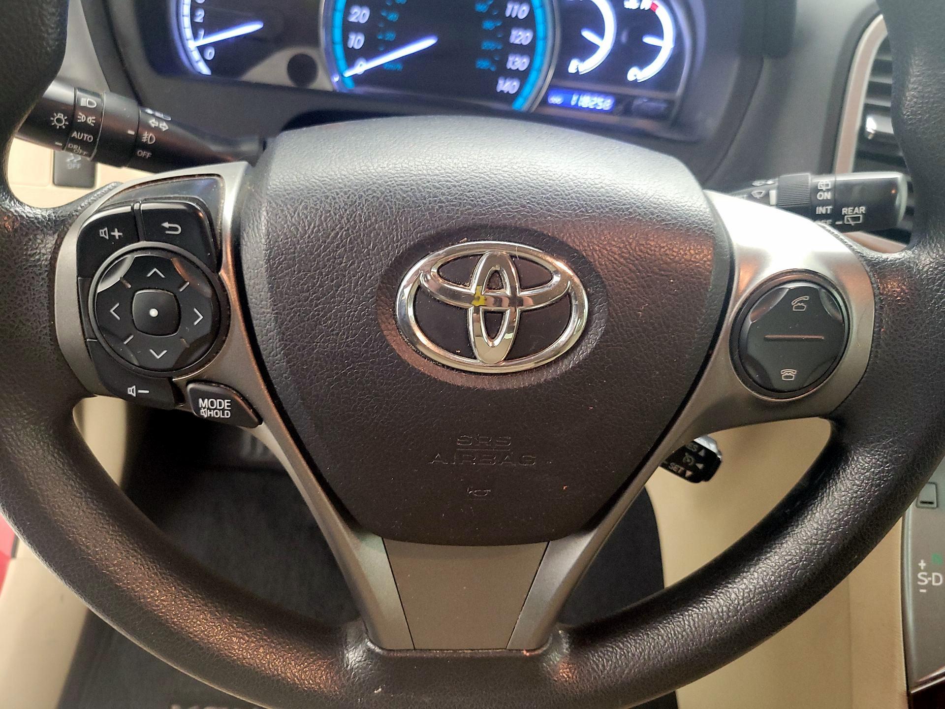 Thumbnail: 2014 Toyota Venza - 10