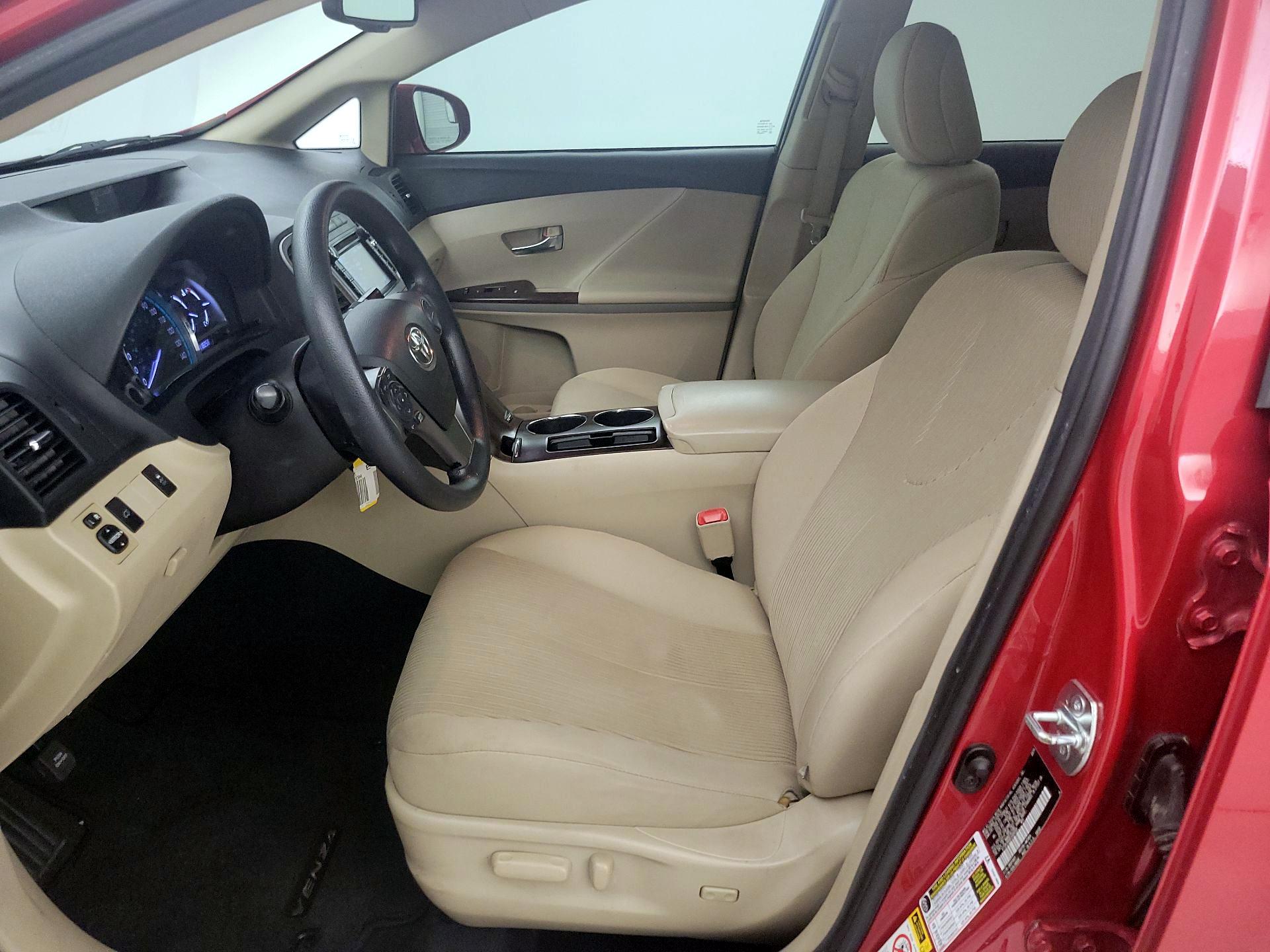 Thumbnail: 2014 Toyota Venza - 11