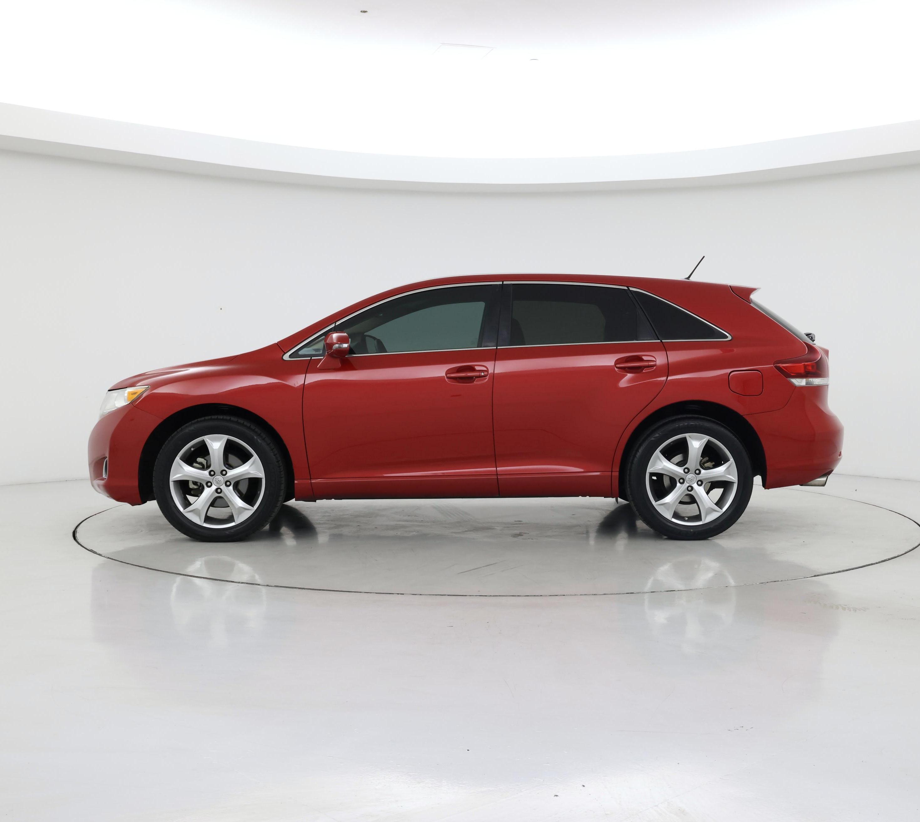 Thumbnail: 2014 Toyota Venza - 3