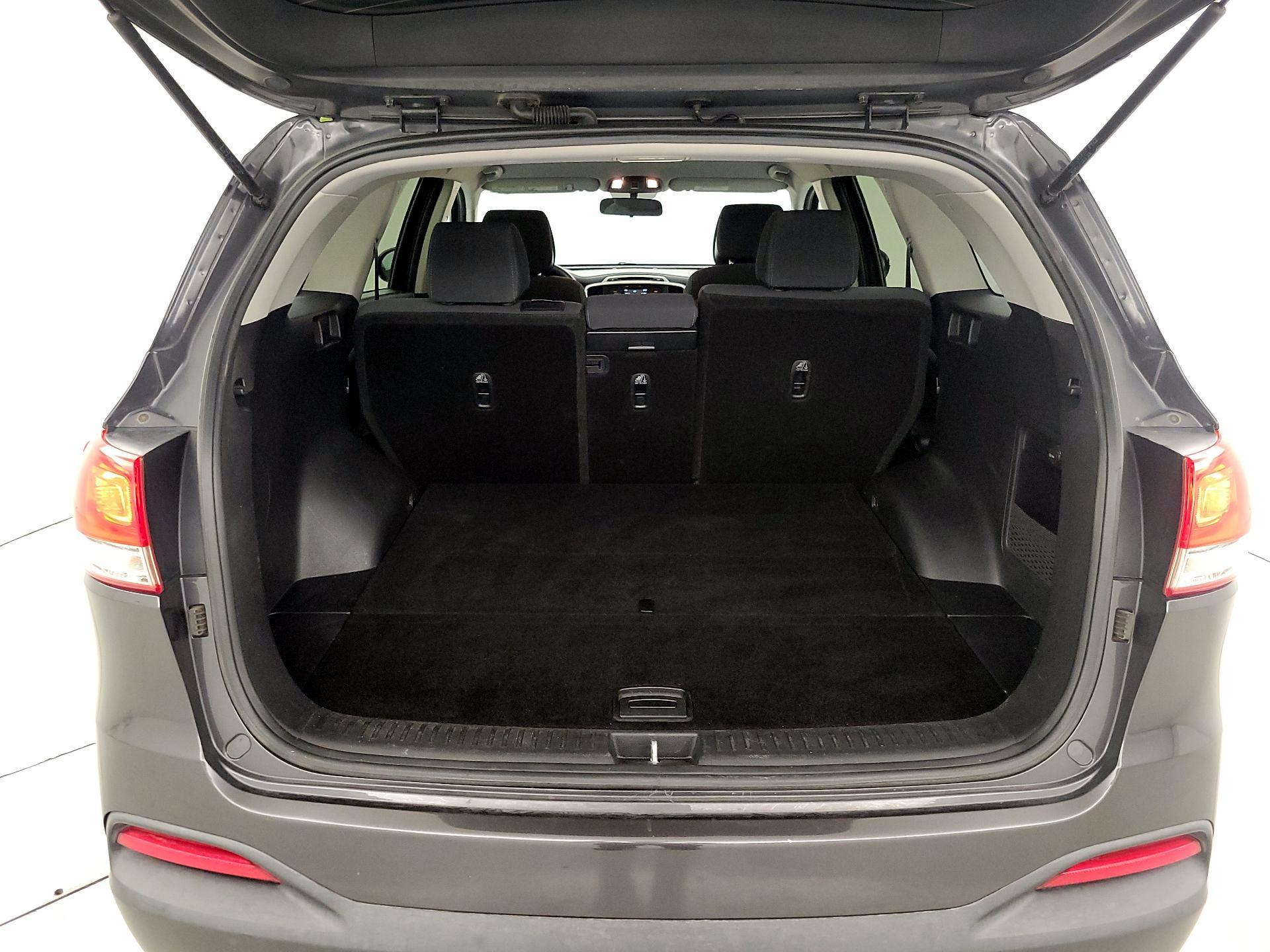 Thumbnail: 2016 Kia Sorento - 20