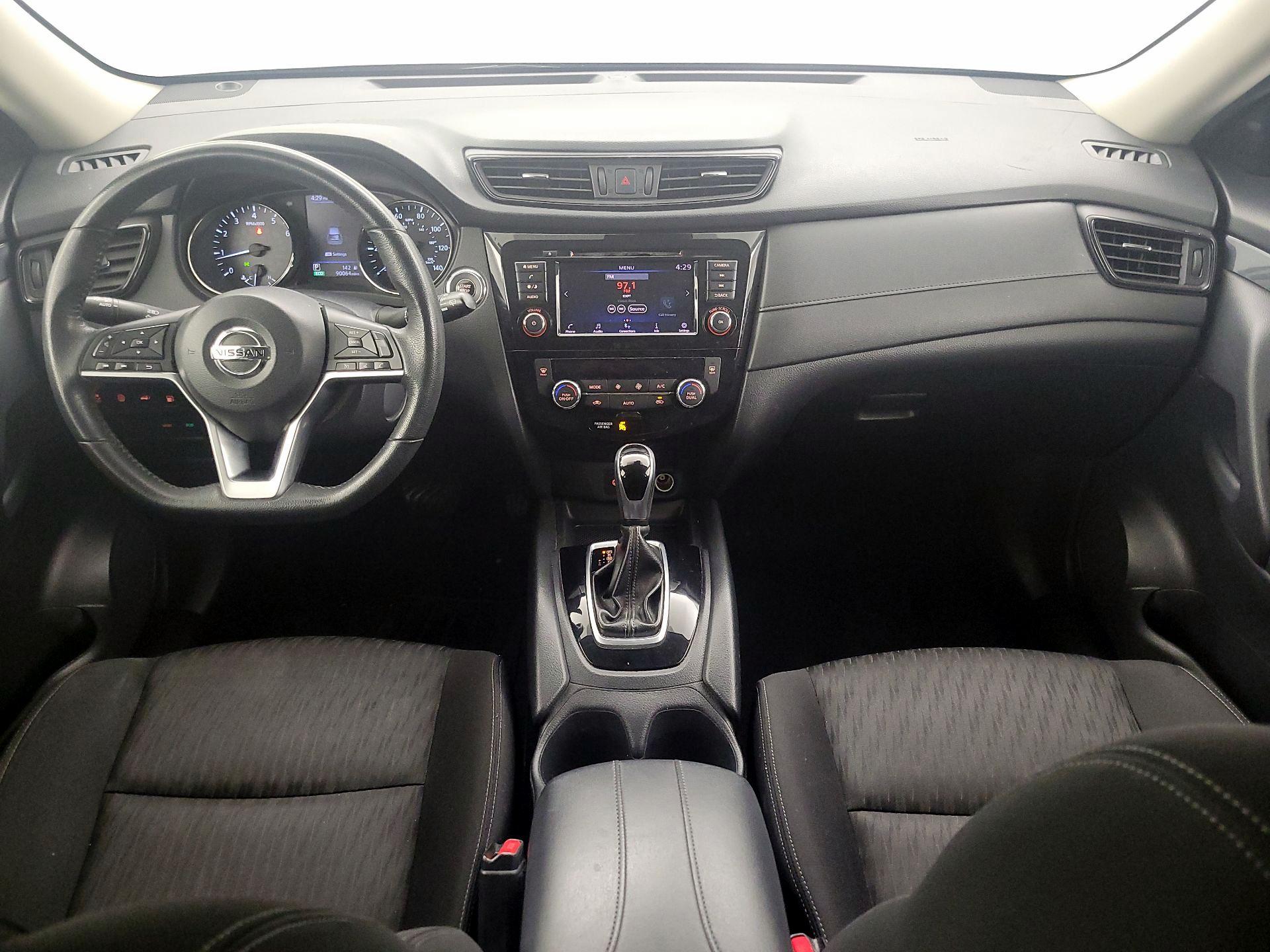 Thumbnail: 2020 Nissan Rogue - 9