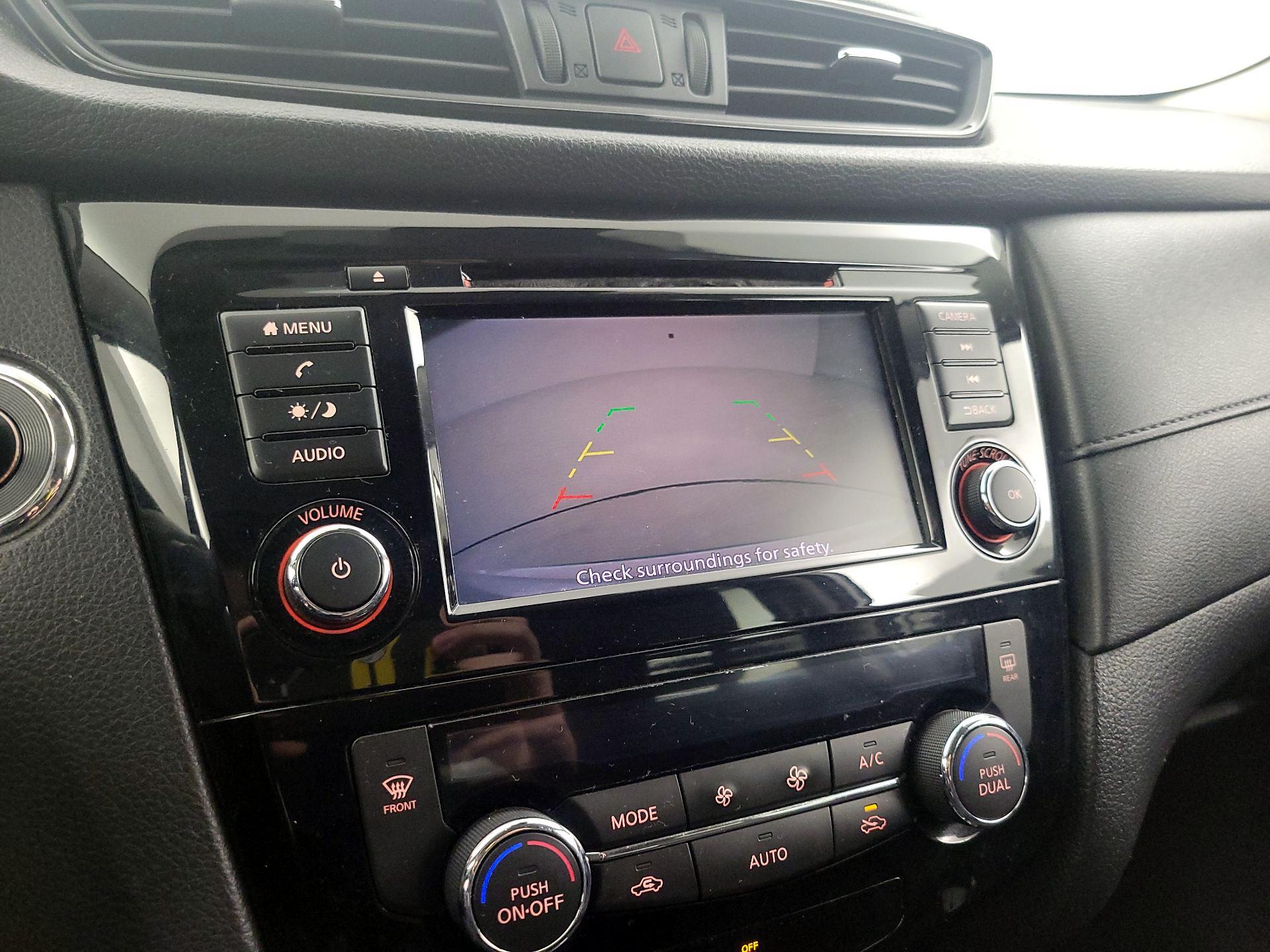 Thumbnail: 2020 Nissan Rogue - 14