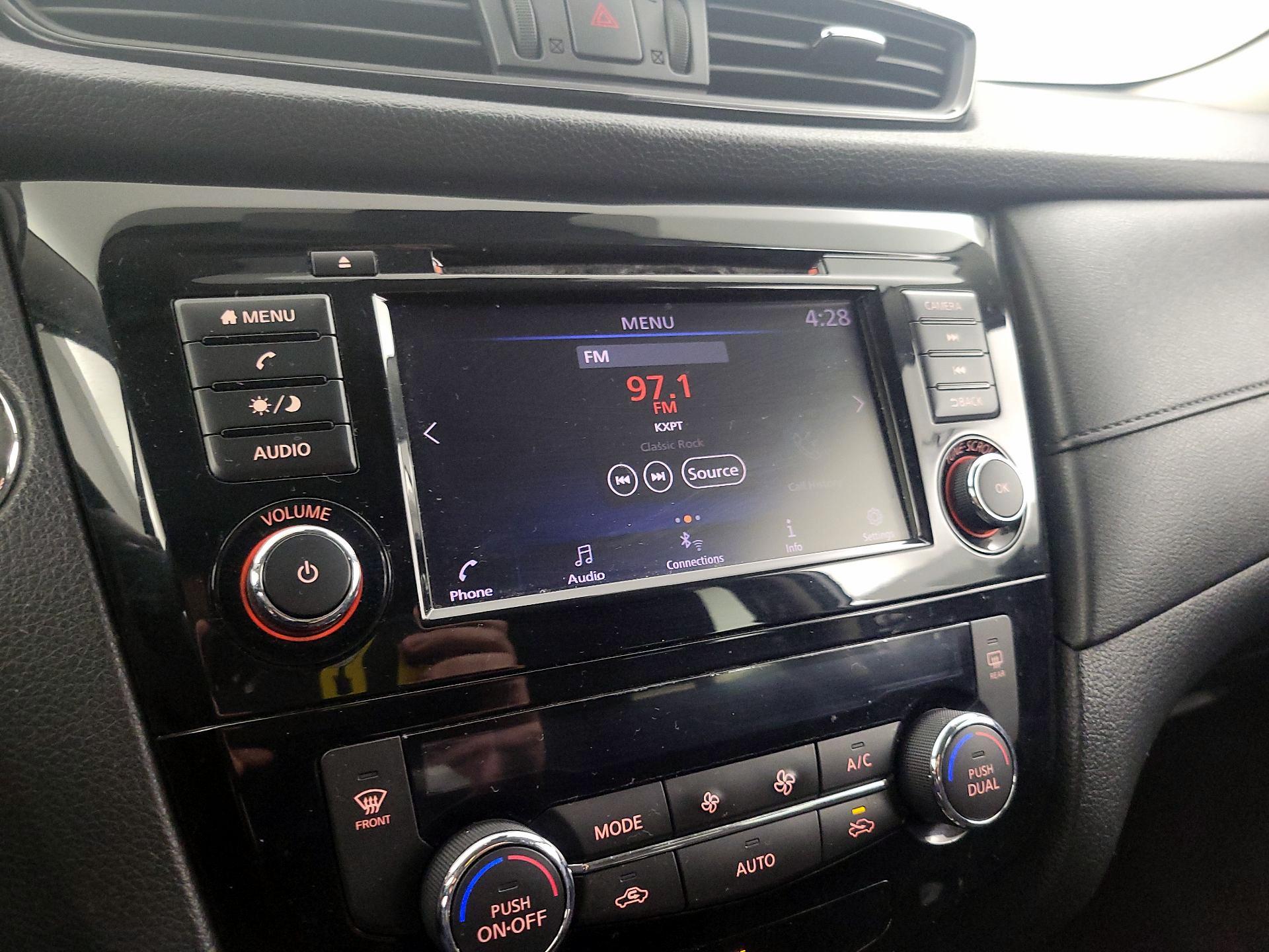 Thumbnail: 2020 Nissan Rogue - 15