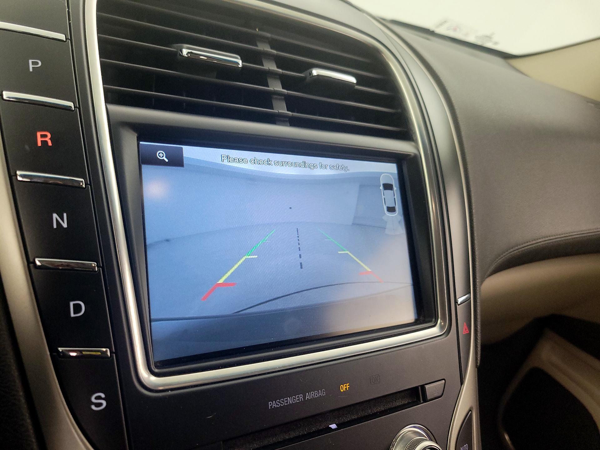 Thumbnail: 2016 Lincoln MKX - 14