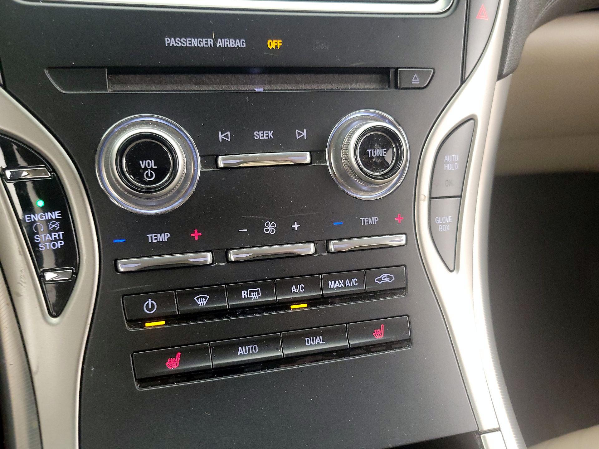 Thumbnail: 2016 Lincoln MKX - 16