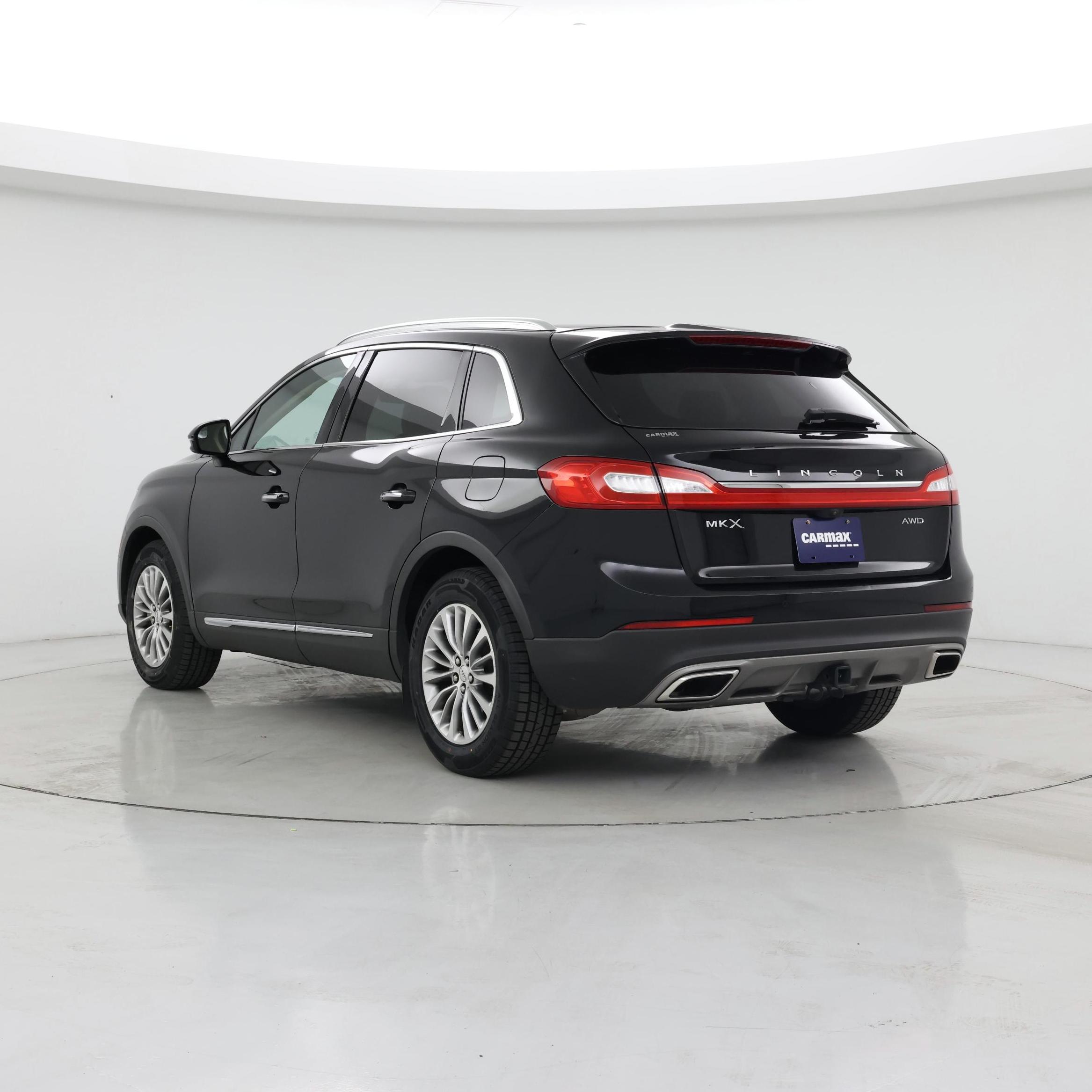 Thumbnail: 2016 Lincoln MKX - 2