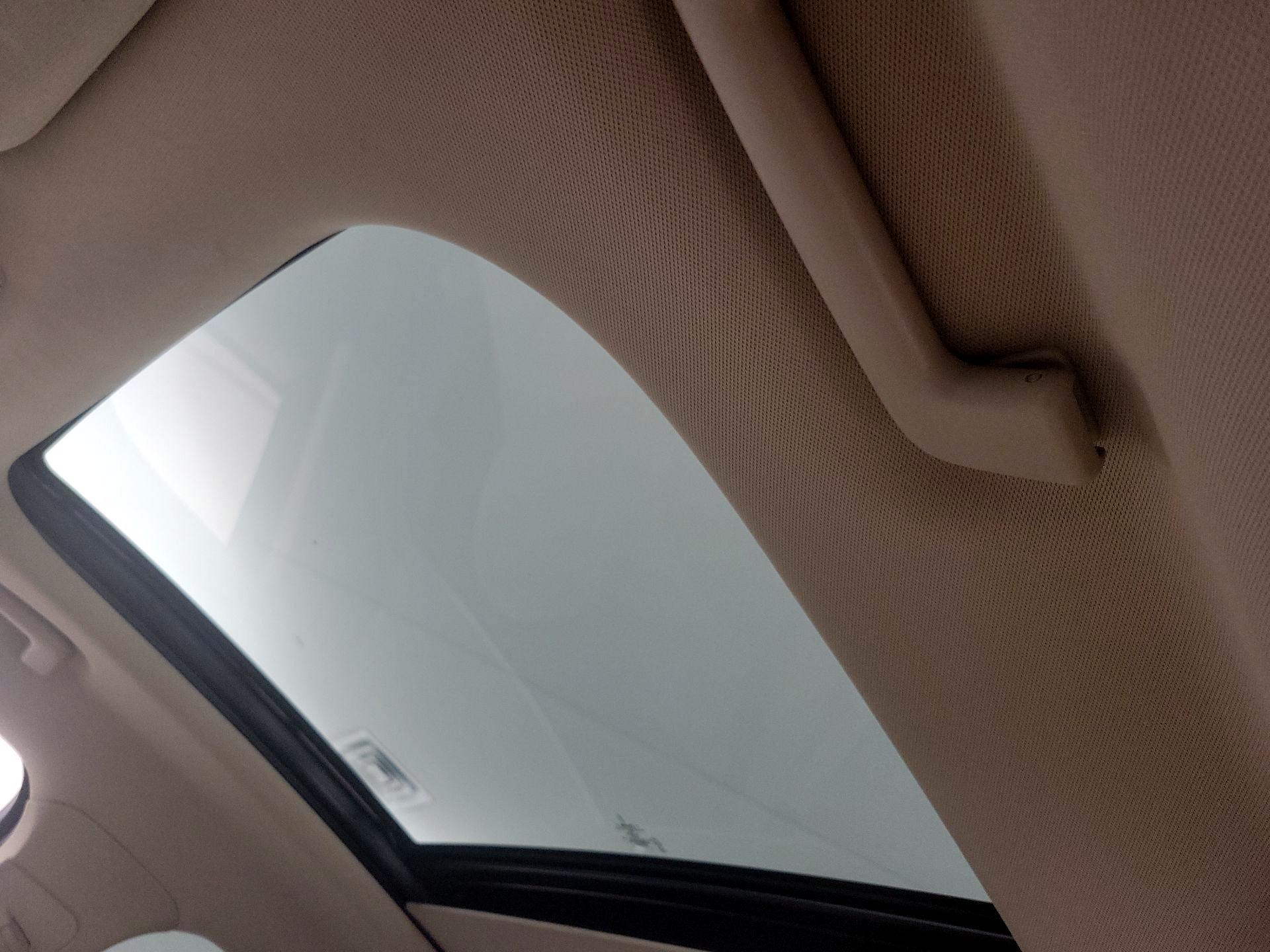 Thumbnail: 2016 Lincoln MKX - 19