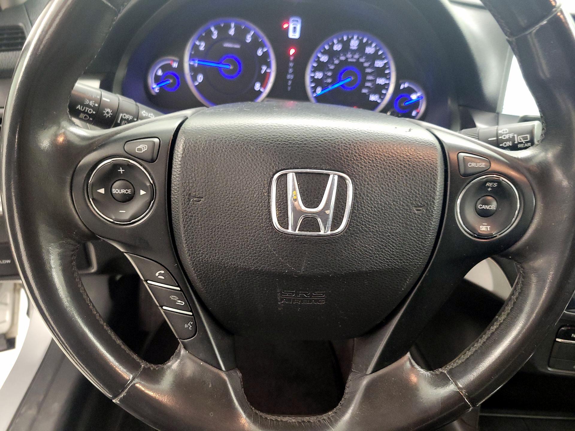 Thumbnail: 2015 Honda Accord Crosstour - 10