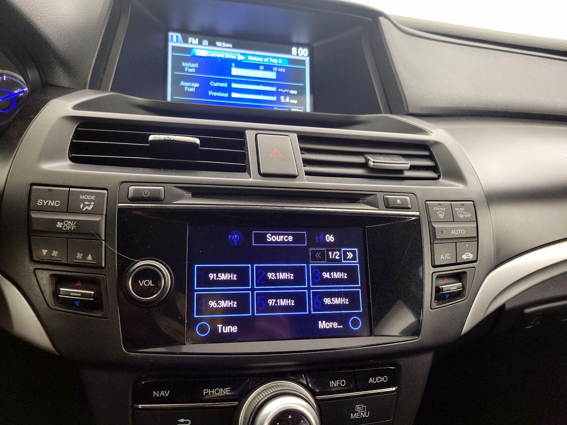 Thumbnail: 2015 Honda Accord Crosstour - 16