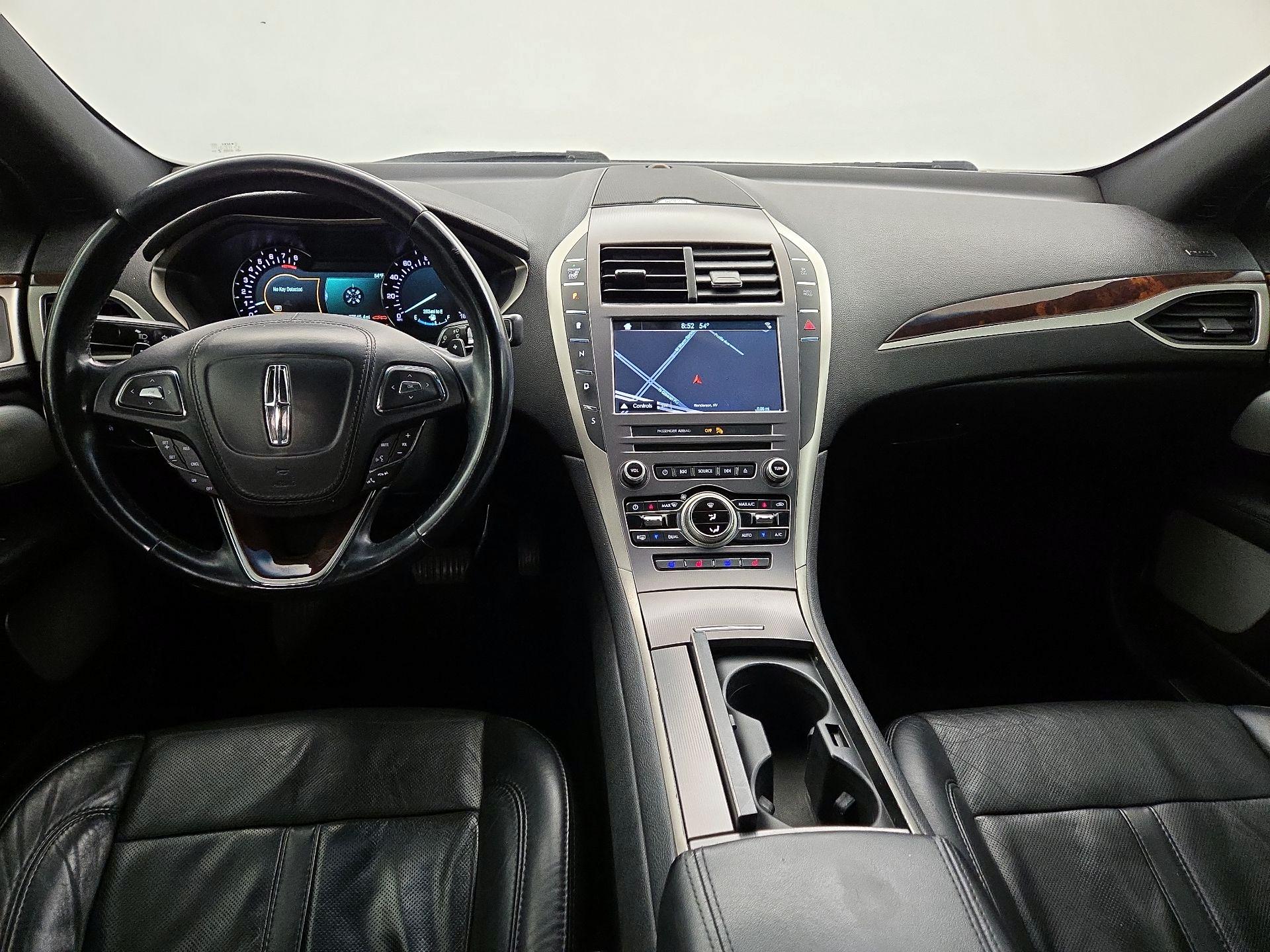 Thumbnail: 2017 Lincoln MKZ - 9