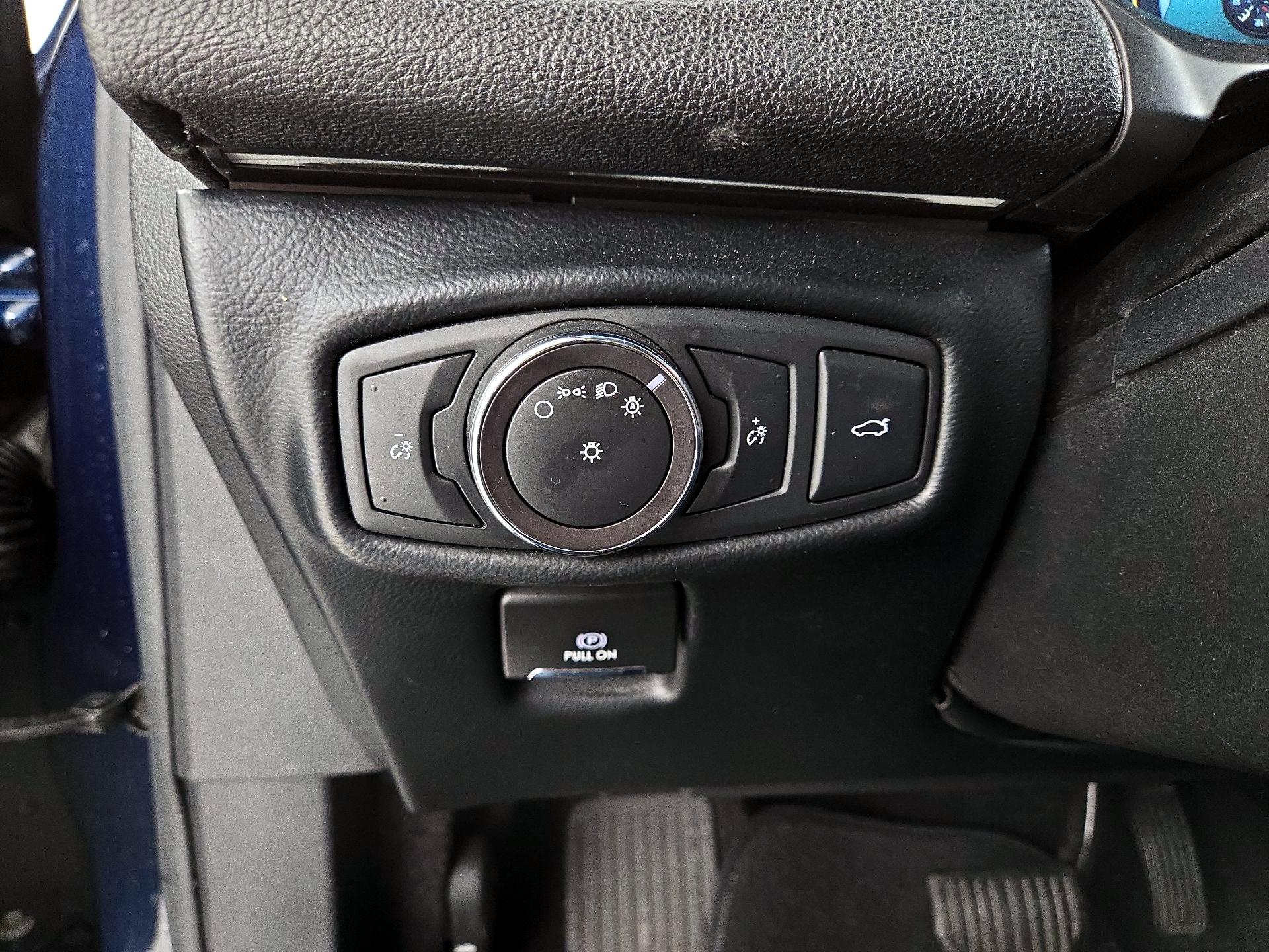 Thumbnail: 2017 Lincoln MKZ - 13