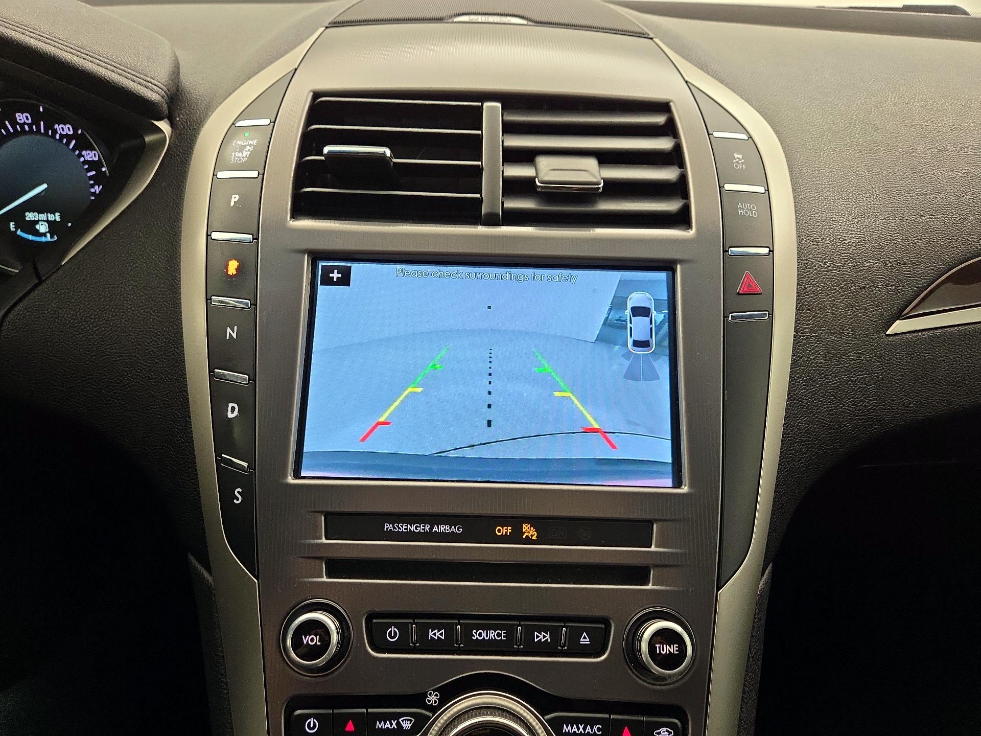 Thumbnail: 2017 Lincoln MKZ - 15