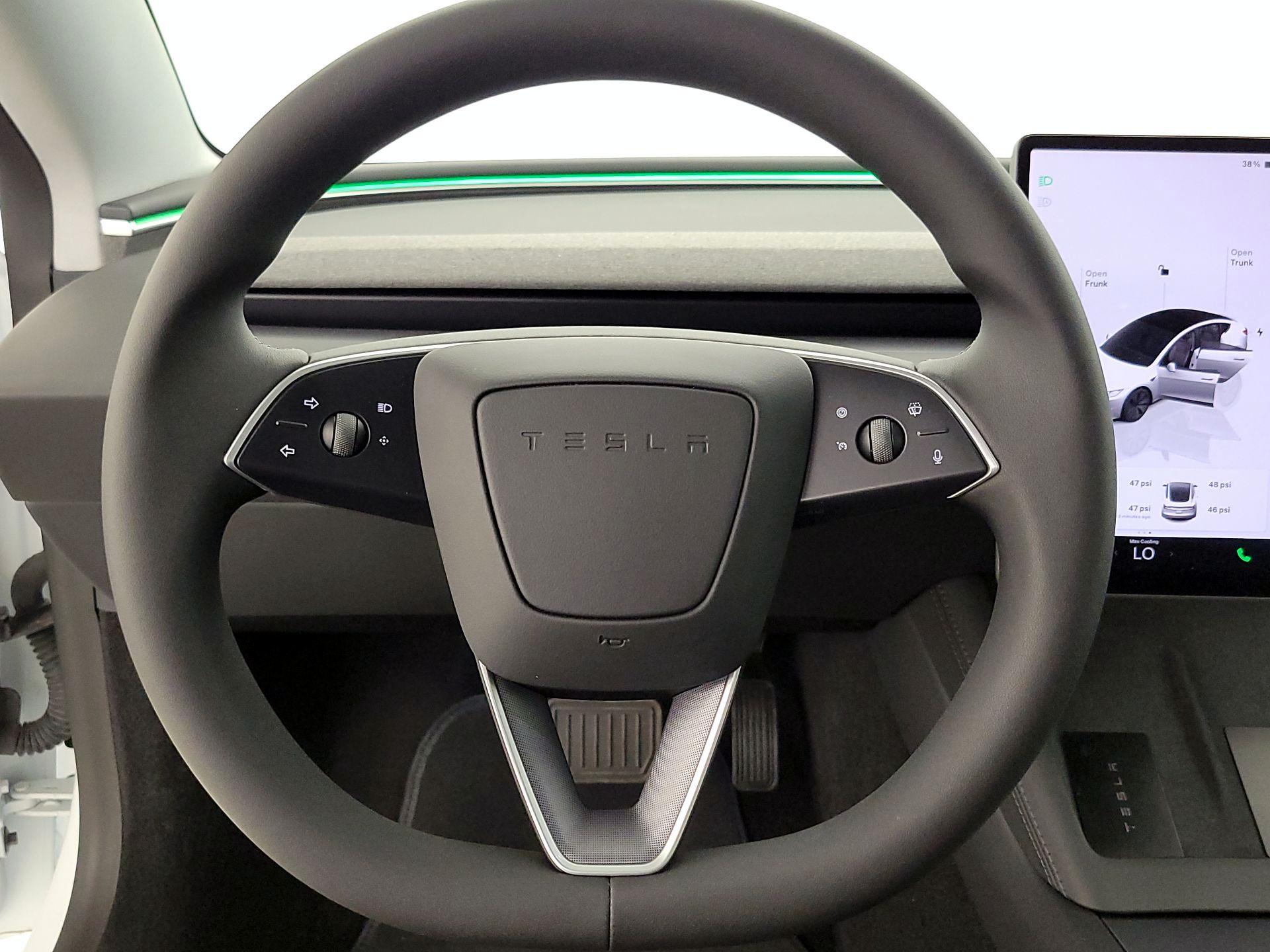 Thumbnail: 2025 Tesla Model 3 - 10