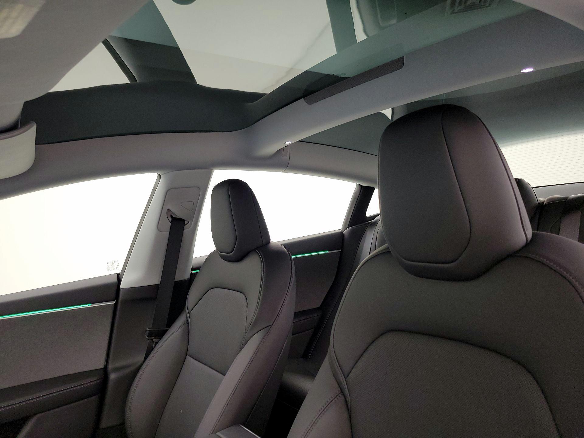 Thumbnail: 2025 Tesla Model 3 - 19