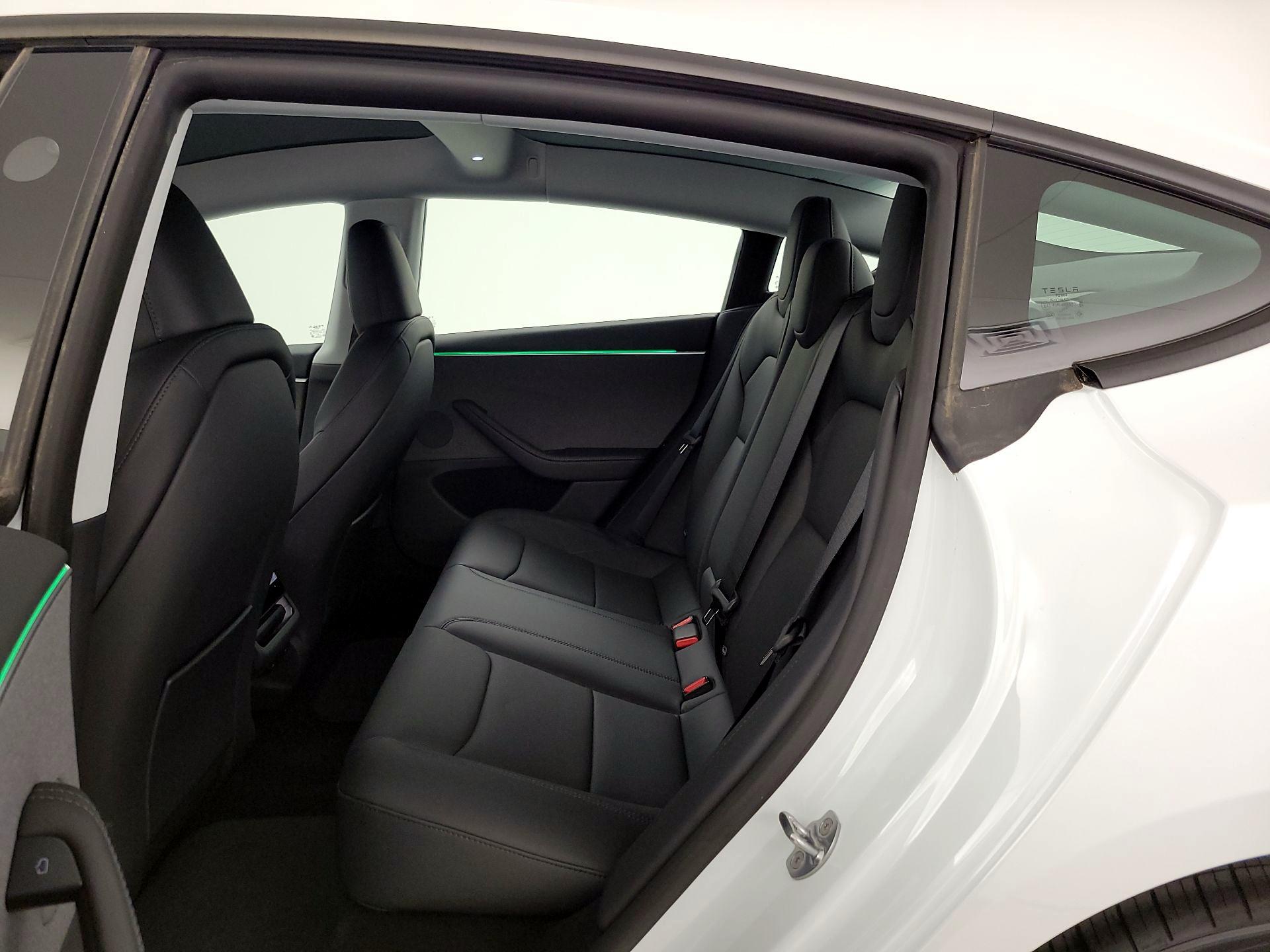 Thumbnail: 2025 Tesla Model 3 - 20