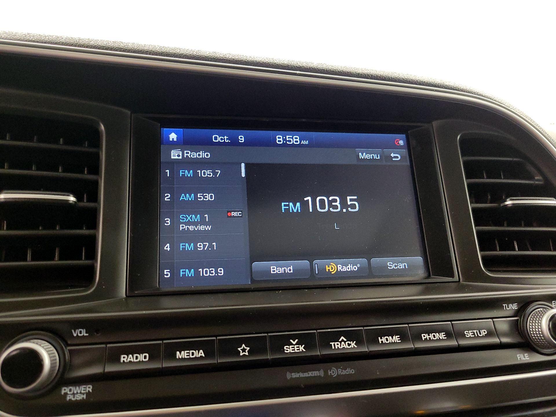 Thumbnail: 2020 Hyundai Elantra - 15