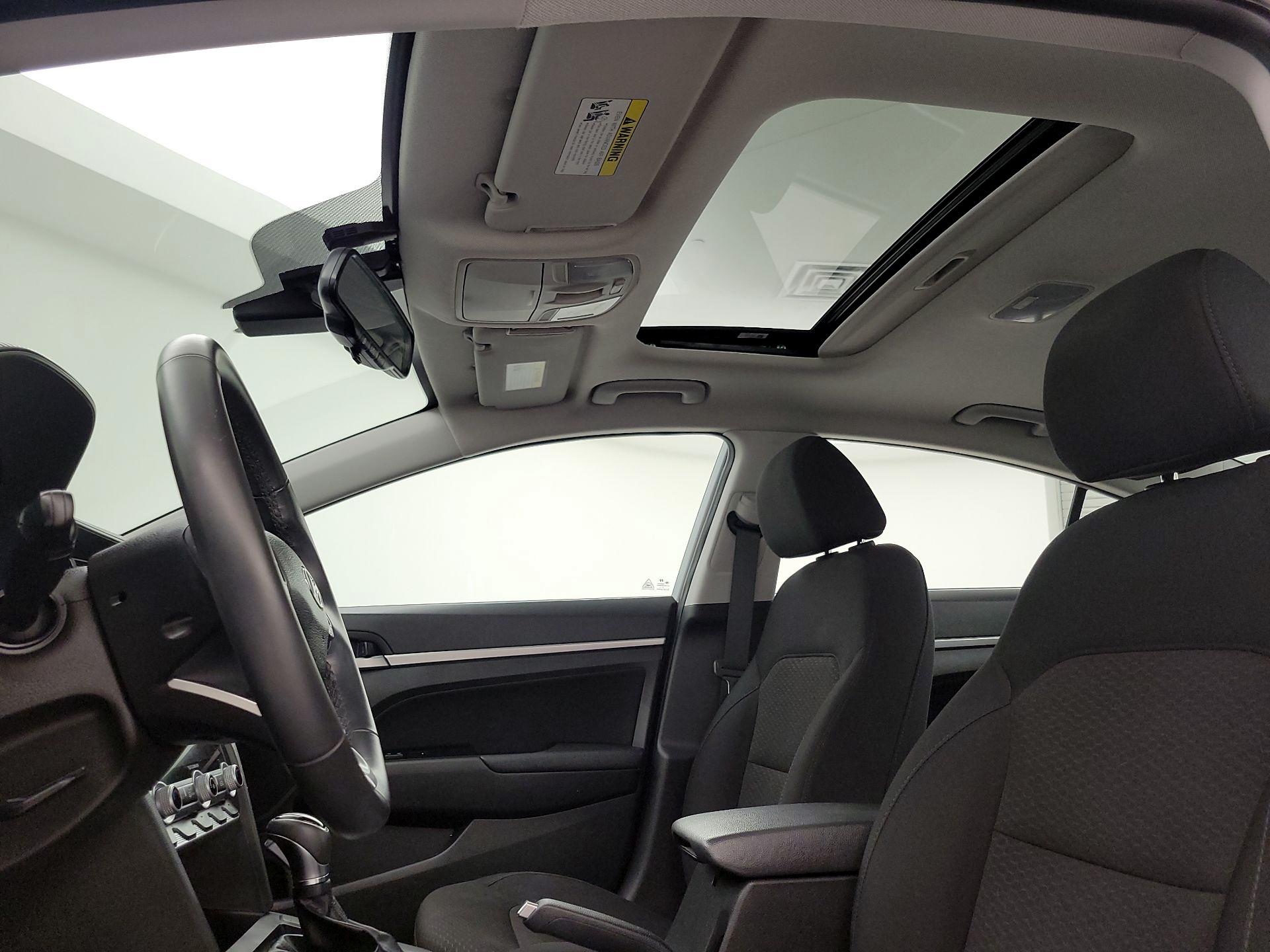 Thumbnail: 2020 Hyundai Elantra - 19