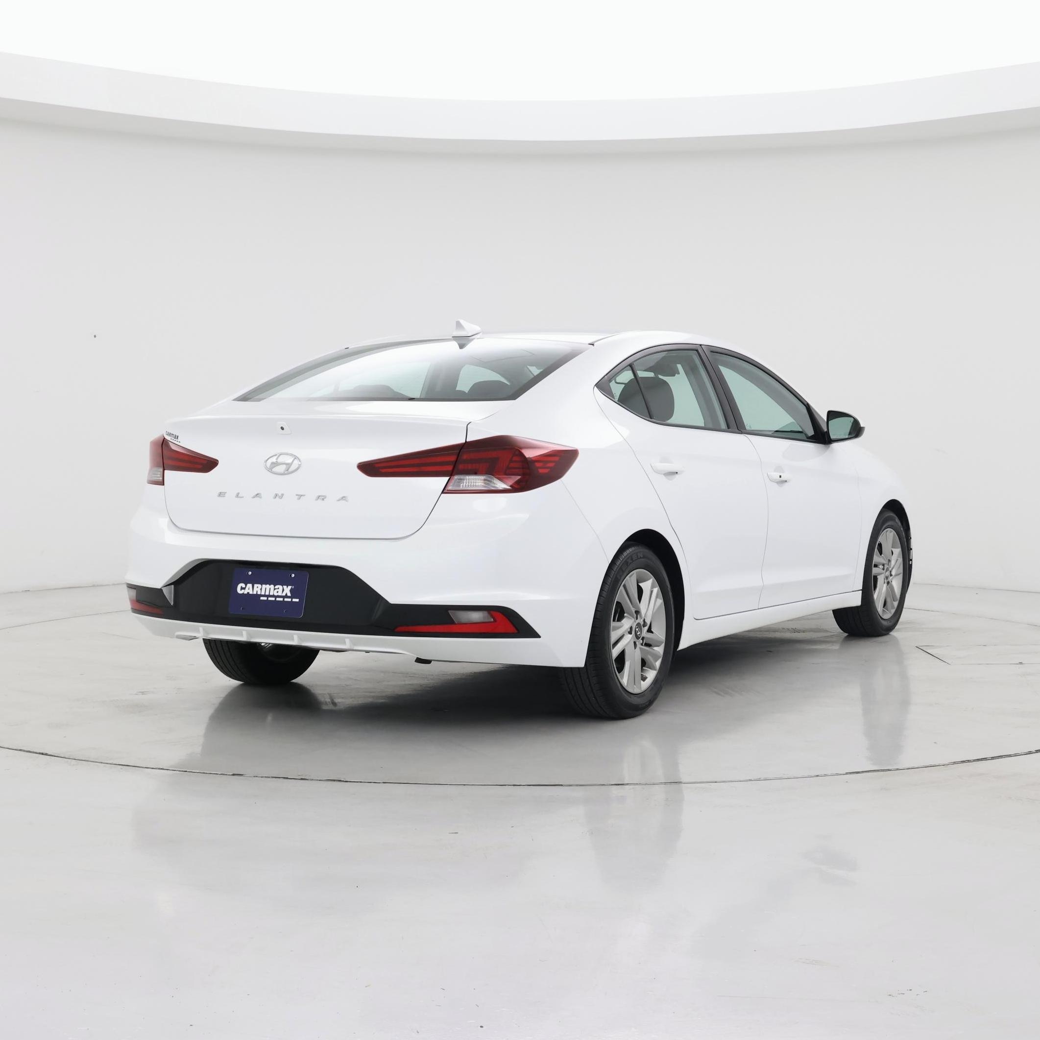 Thumbnail: 2020 Hyundai Elantra - 8