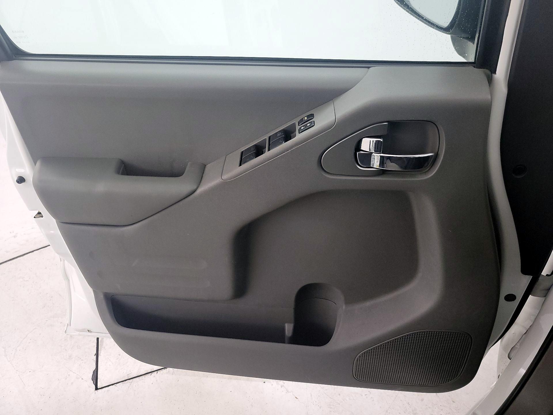 Thumbnail: 2017 Nissan Frontier - 12