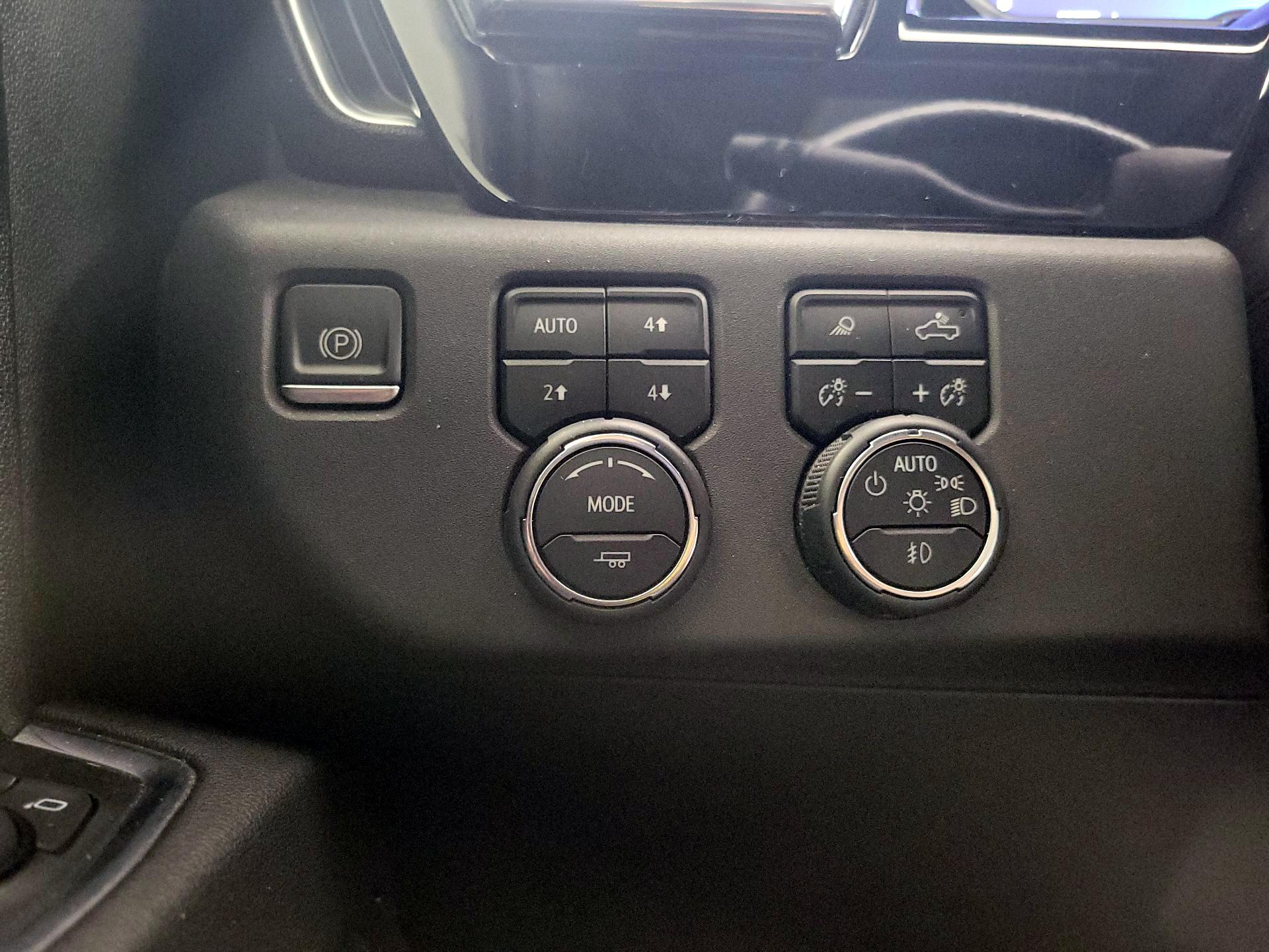 Thumbnail: 2023 Chevrolet Silverado 1500 - 13