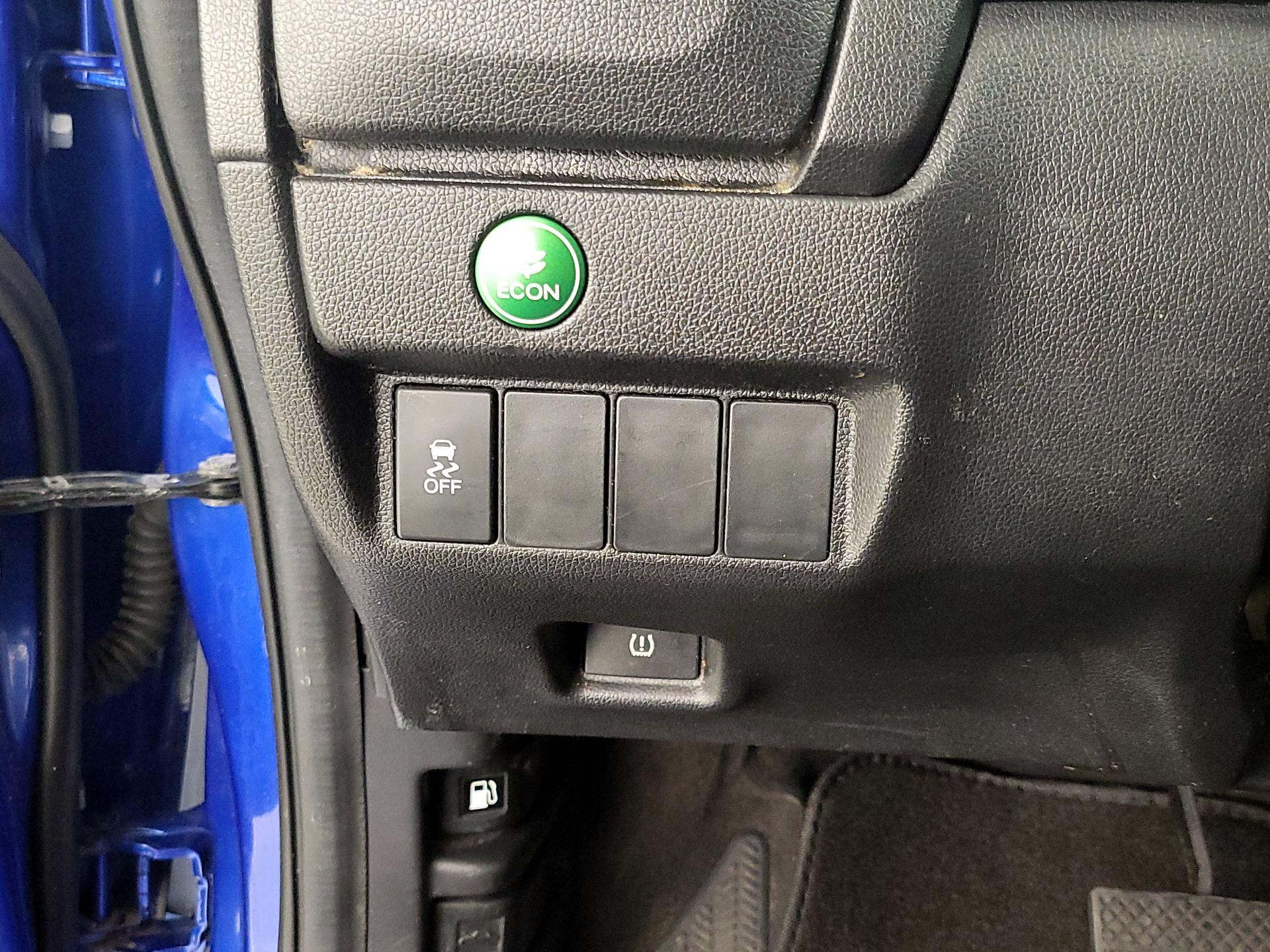 Thumbnail: 2016 Honda Fit - 13