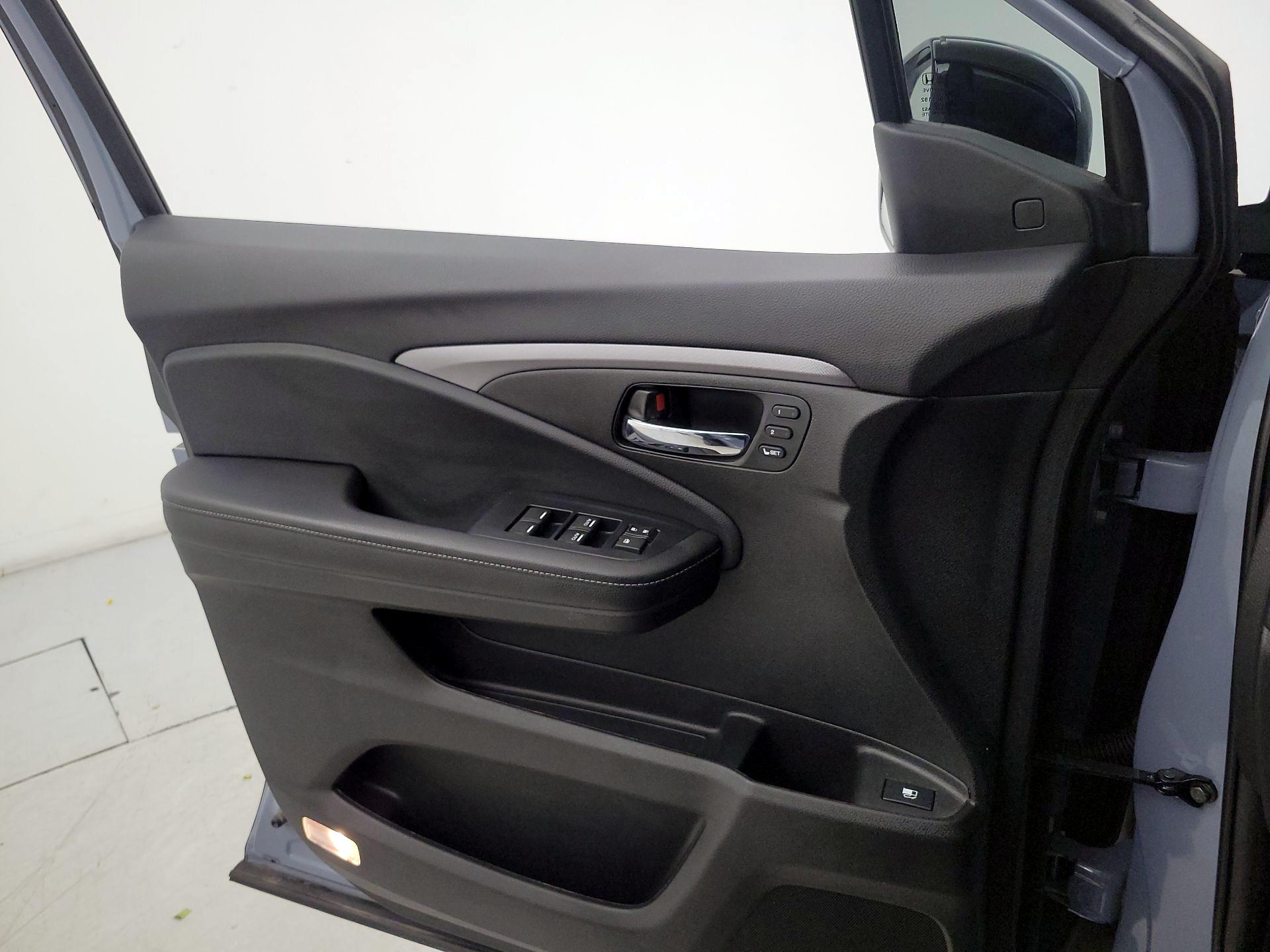 Thumbnail: 2023 Honda Ridgeline - 12