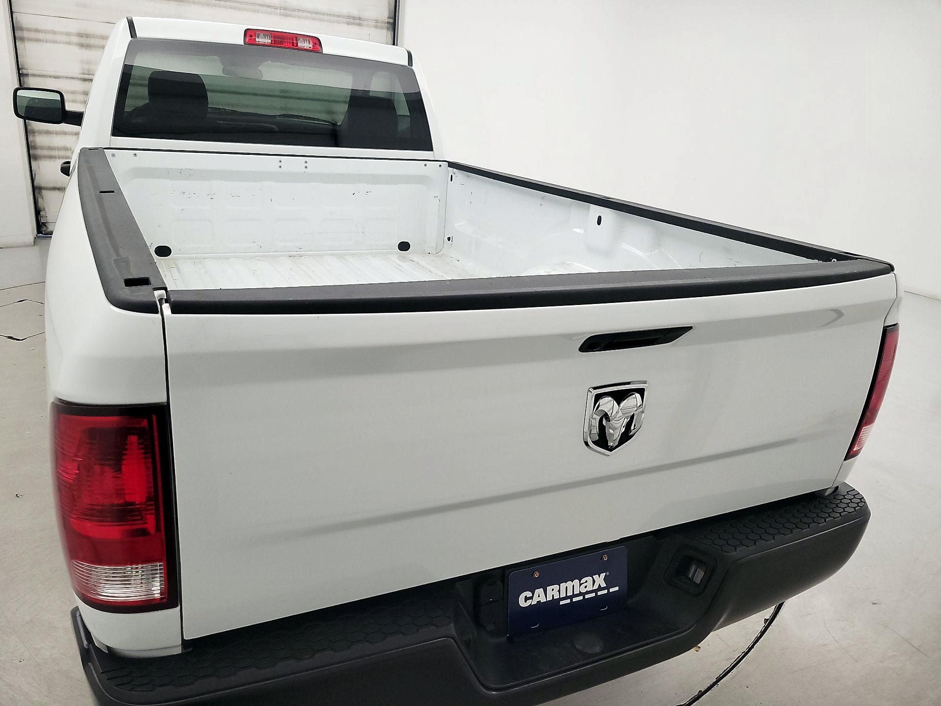 Thumbnail: 2023 RAM 1500 Classic - 19