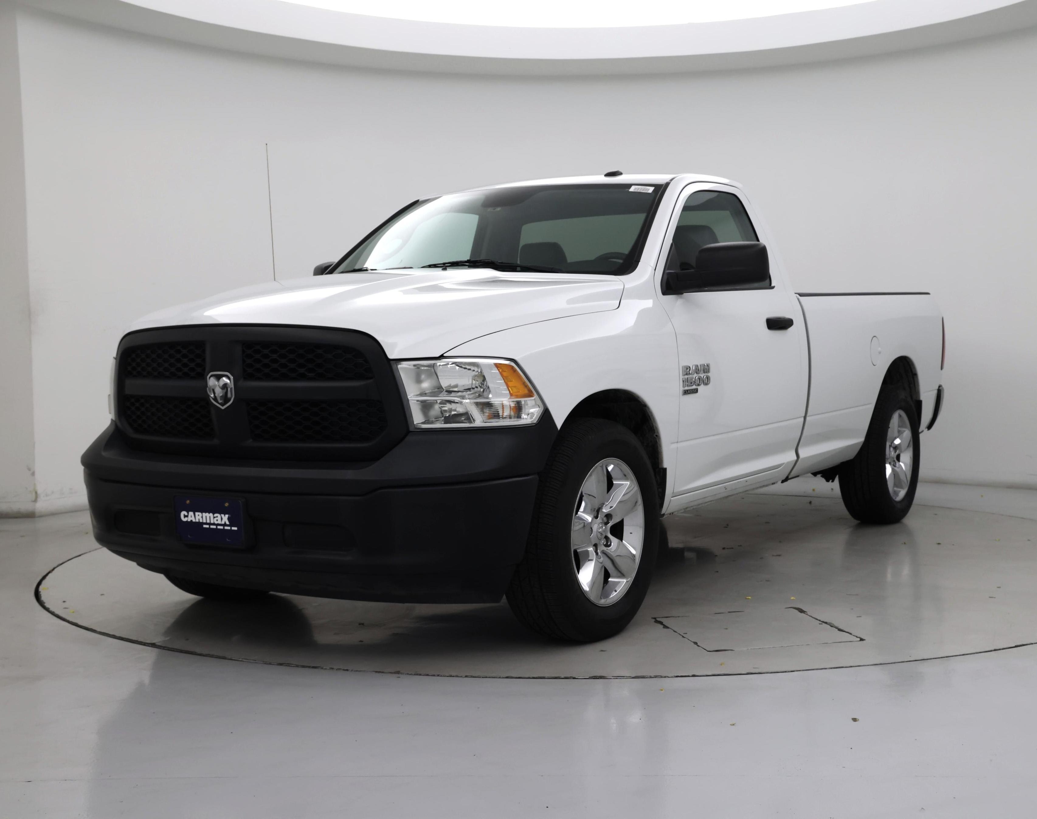 Thumbnail: 2023 RAM 1500 Classic - 4