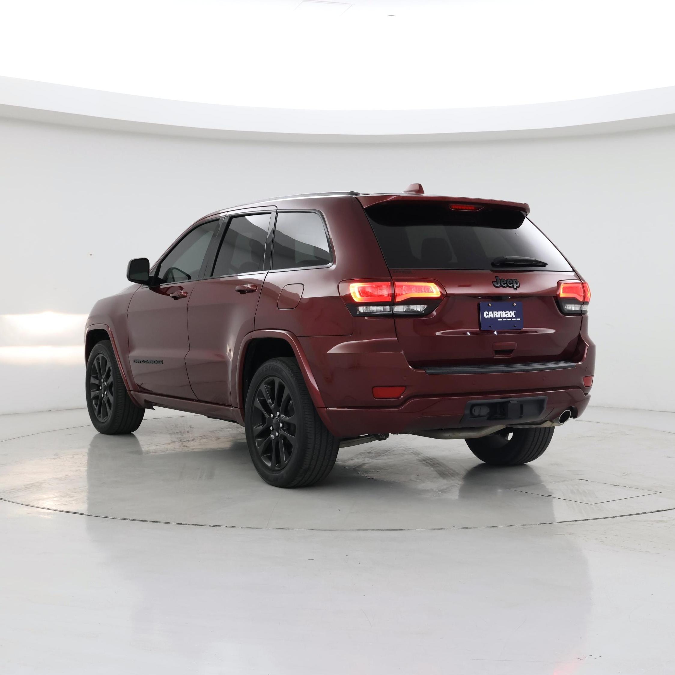 Thumbnail: 2020 Jeep Grand Cherokee - 2
