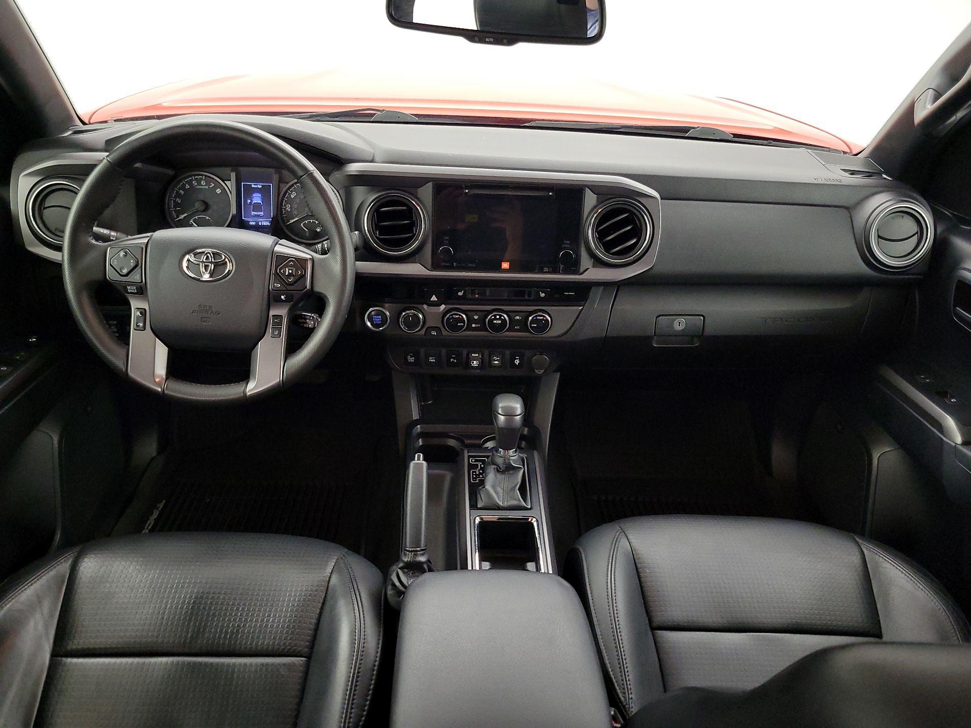Thumbnail: 2018 Toyota Tacoma - 9