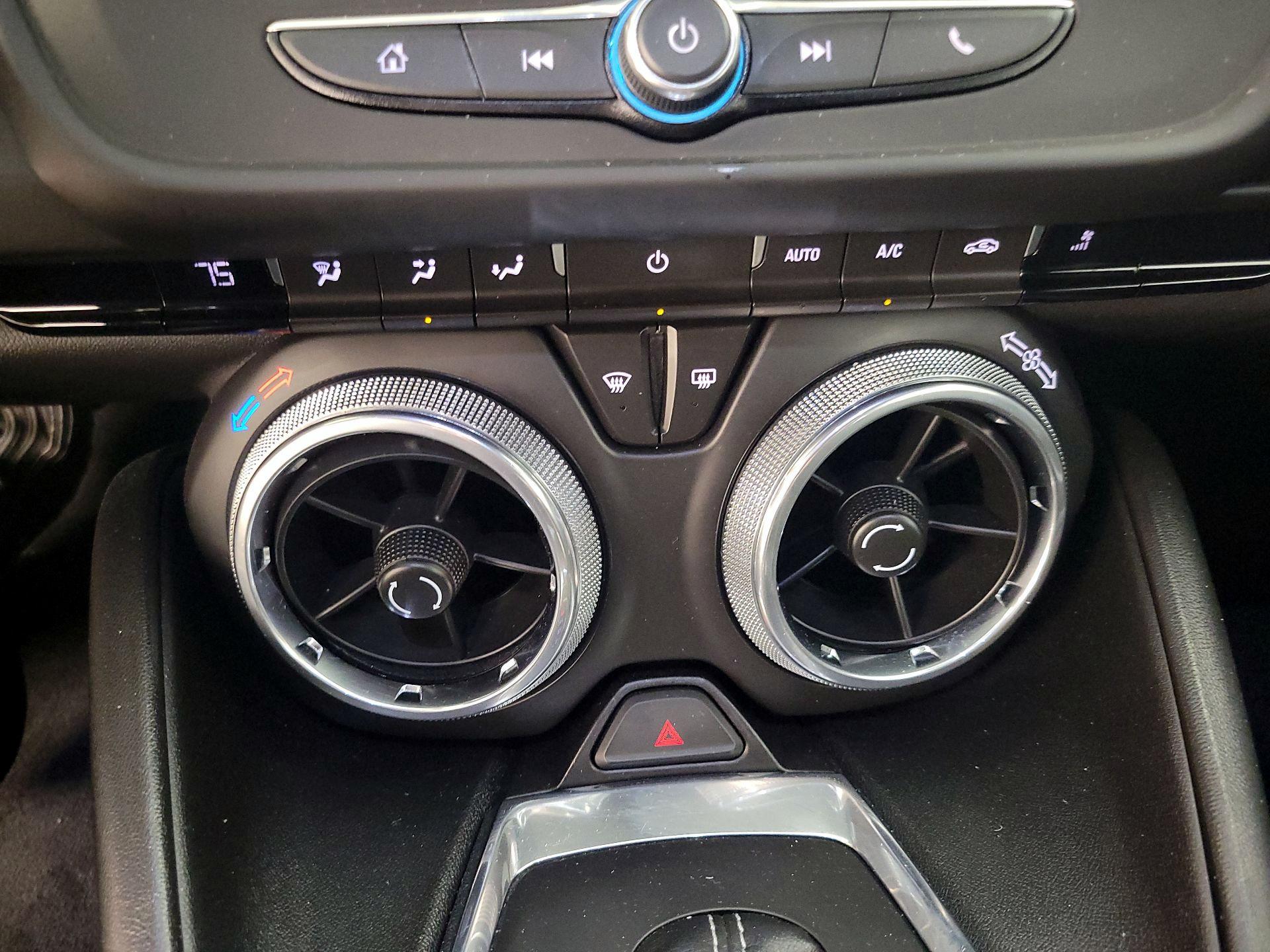 Thumbnail: 2020 Chevrolet Camaro - 16