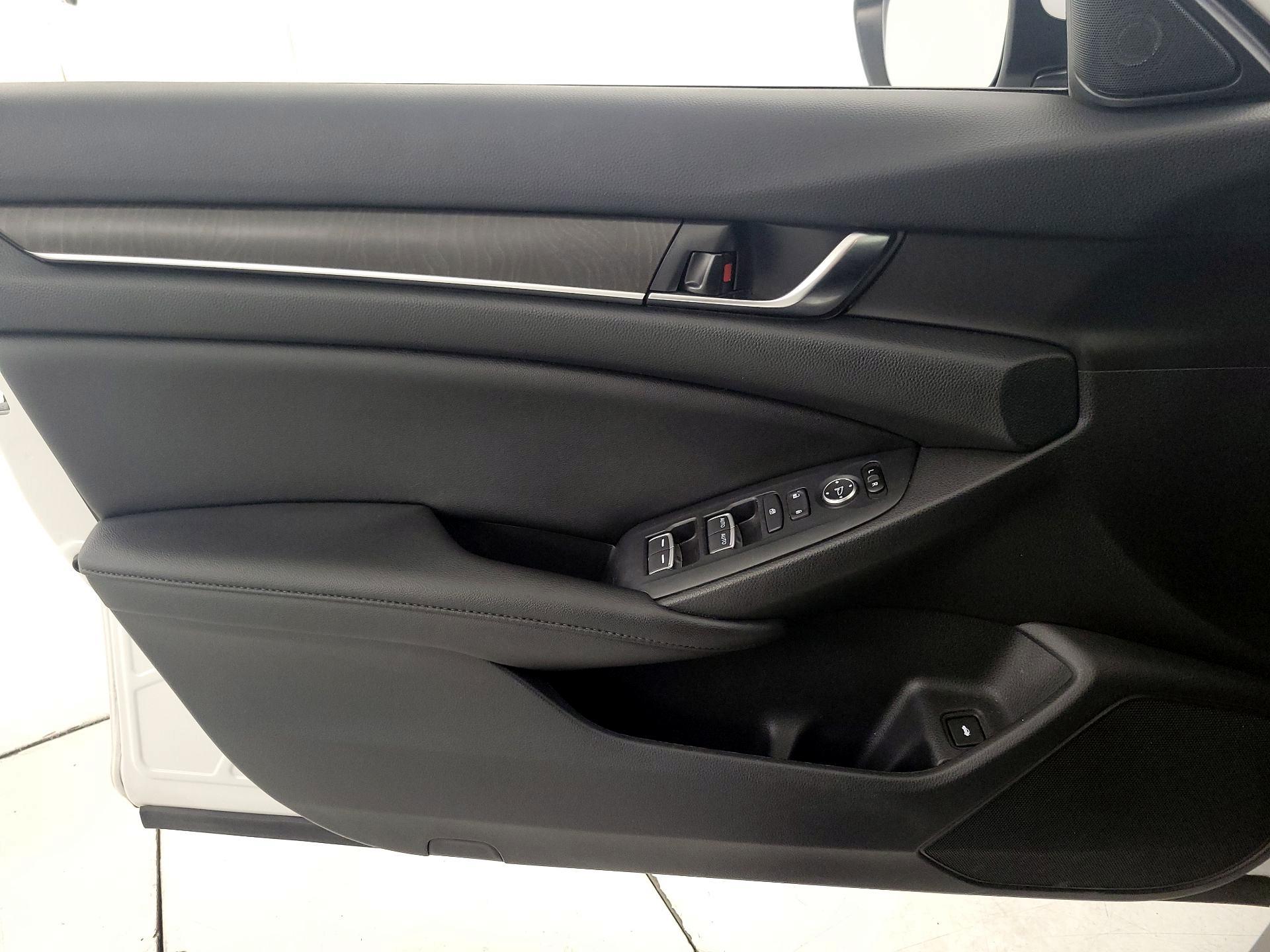 Thumbnail: 2020 Honda Accord - 12