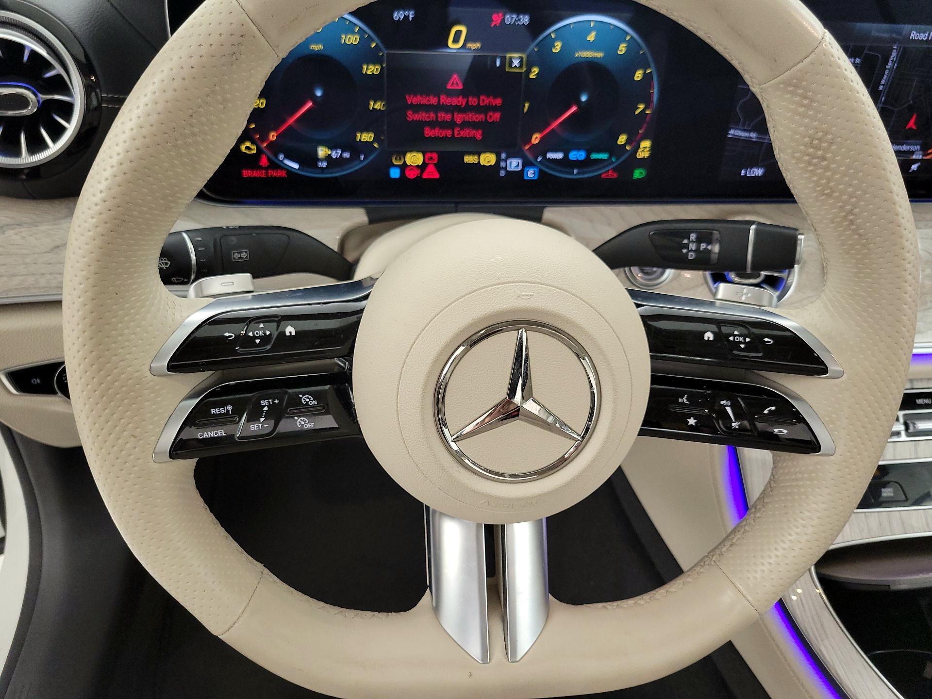 Thumbnail: 2023 Mercedes-Benz E-Class - 10
