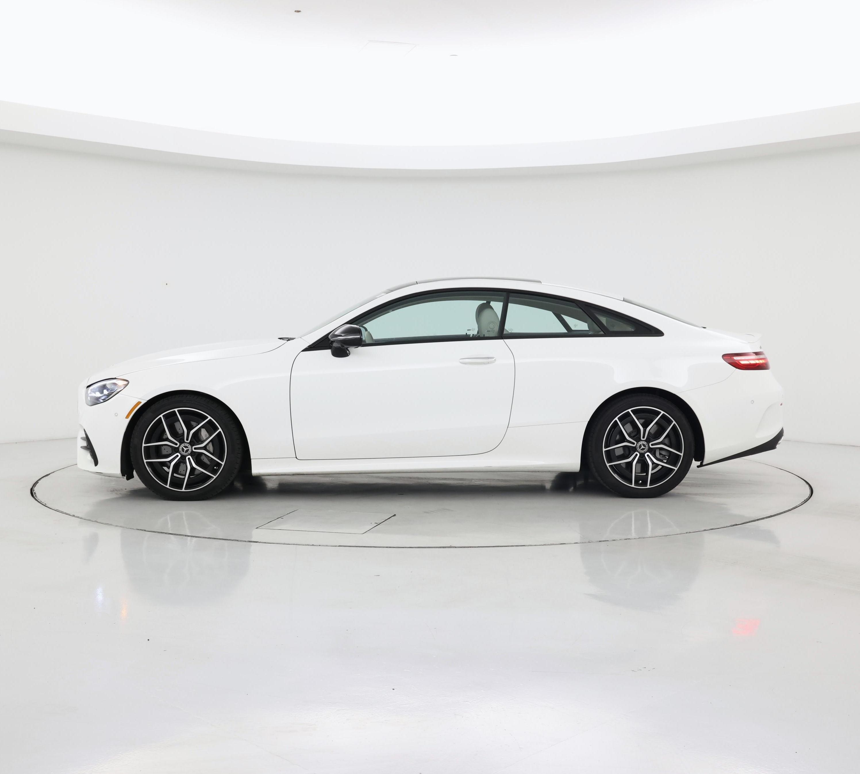 Thumbnail: 2023 Mercedes-Benz E-Class - 3