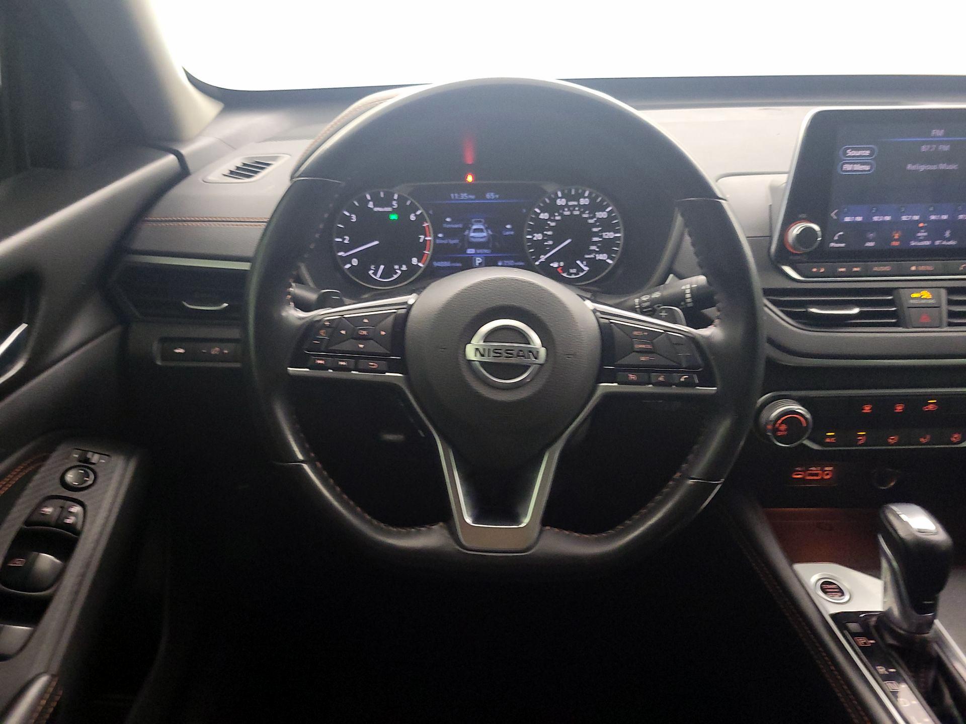 Thumbnail: 2020 Nissan Altima - 10