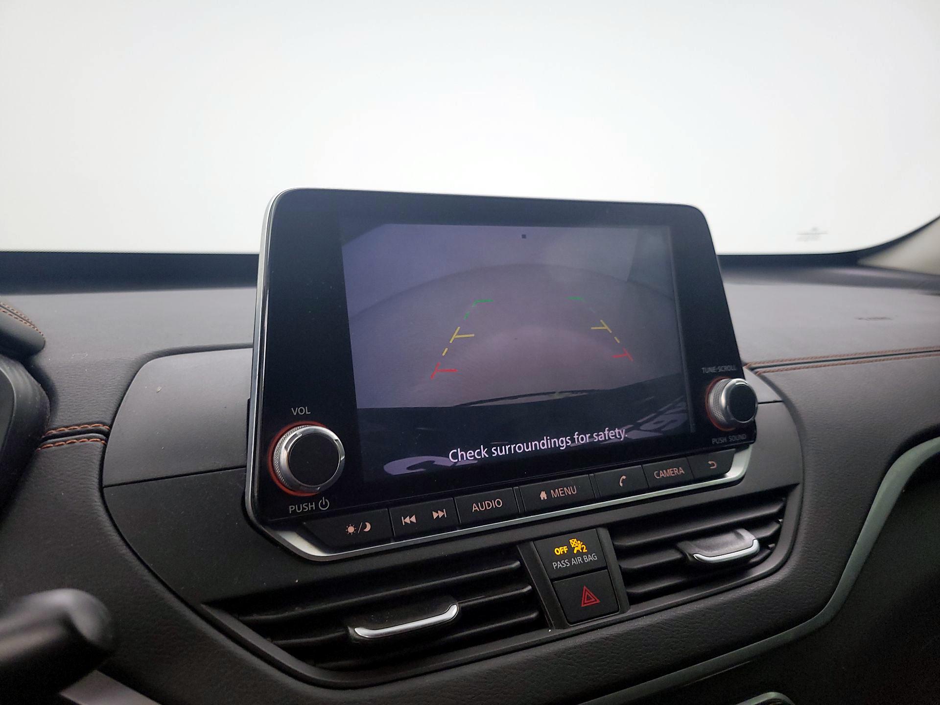 Thumbnail: 2020 Nissan Altima - 14