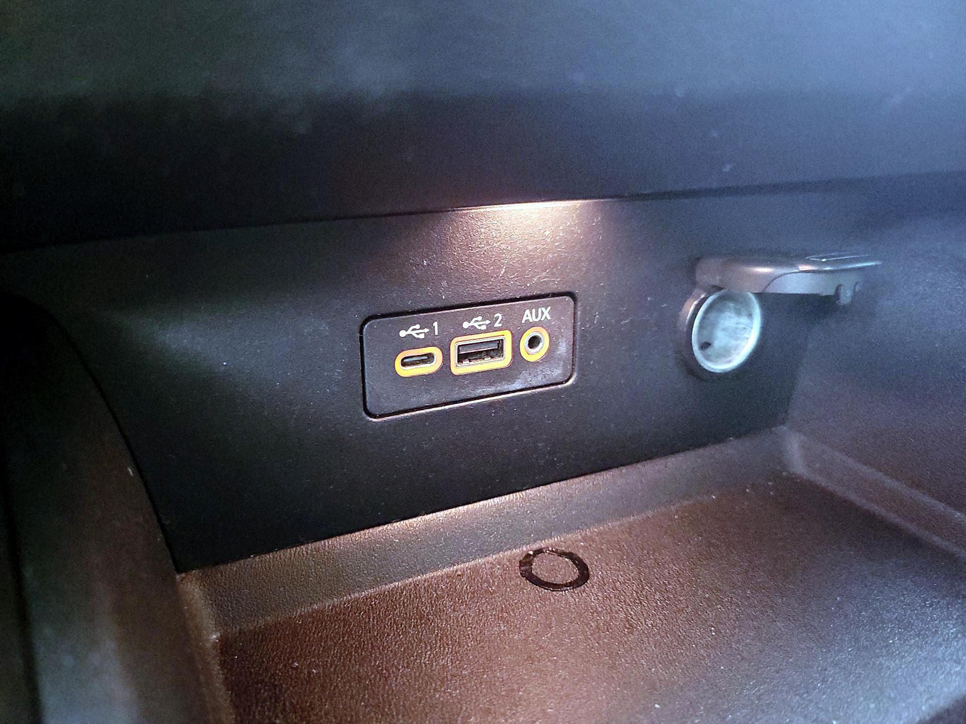 Thumbnail: 2020 Nissan Altima - 18